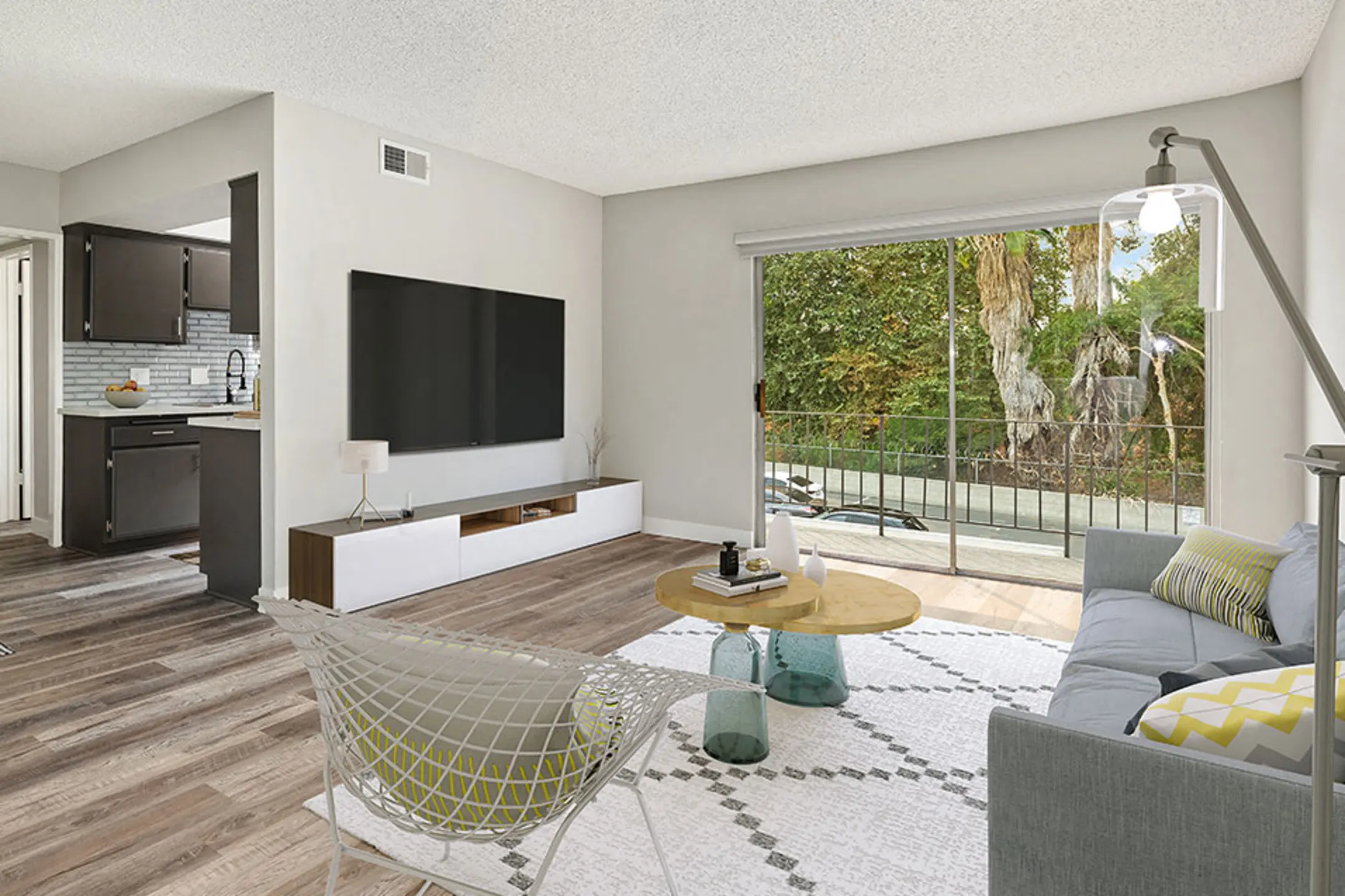 Sherman Oaks Gardens 54155425 Sepulveda Blvd Sherman Oaks, CA