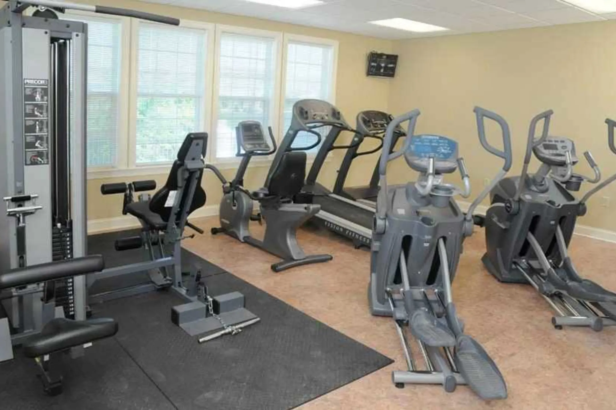 Fitness Weight Room - Magnolia Terrace - Harrisburg, PA