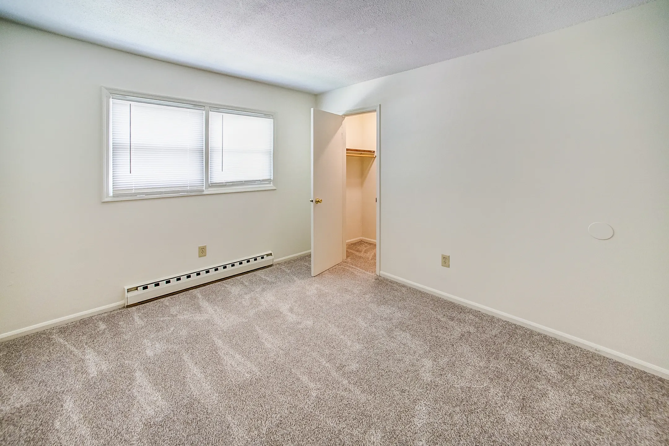 Lakewood Village Apartments 160 Point Grove Rd Southwick, MA