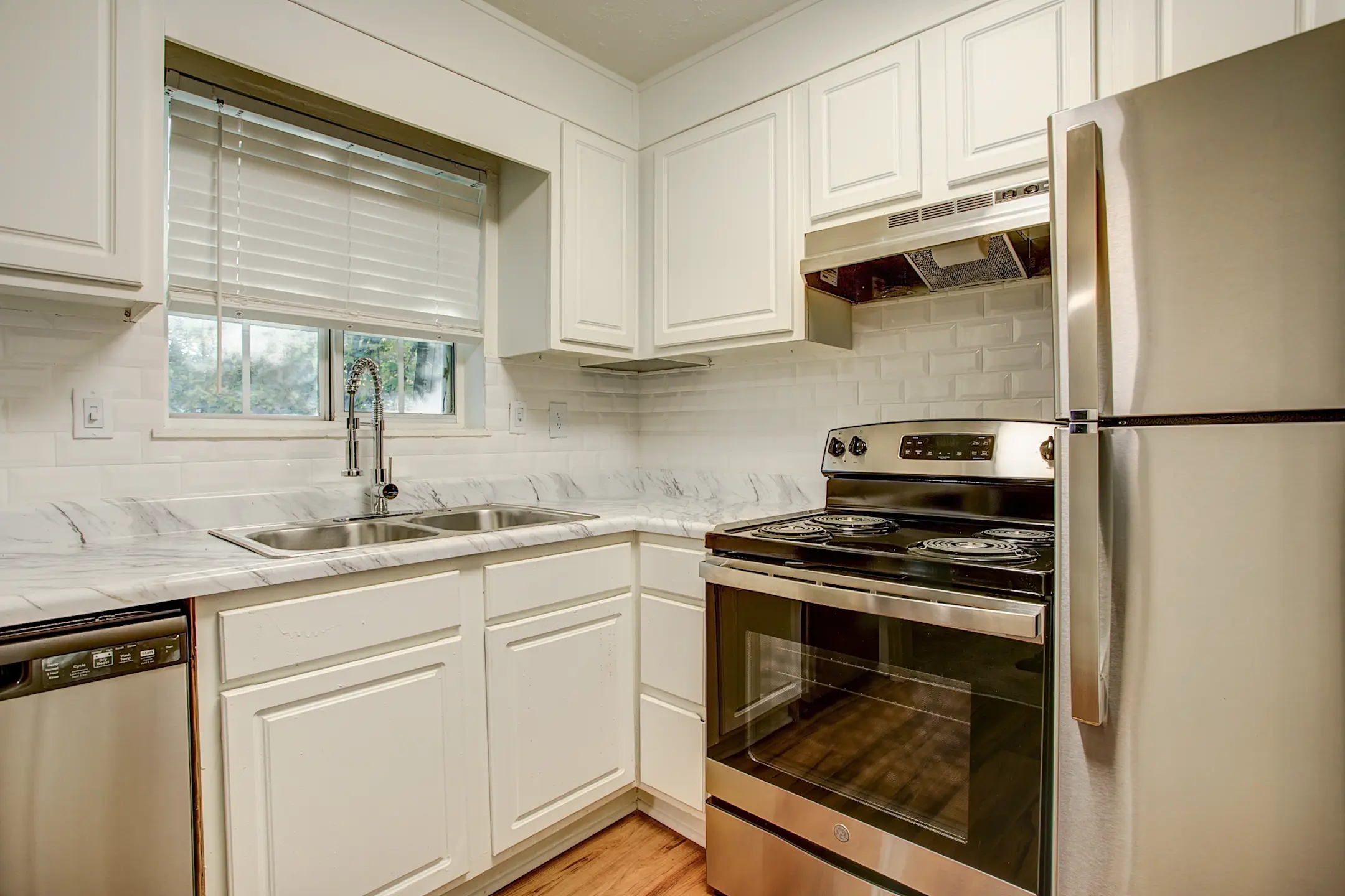 The Woods on Tara 6726 Tara Blvd Jonesboro, GA Apartments for Rent