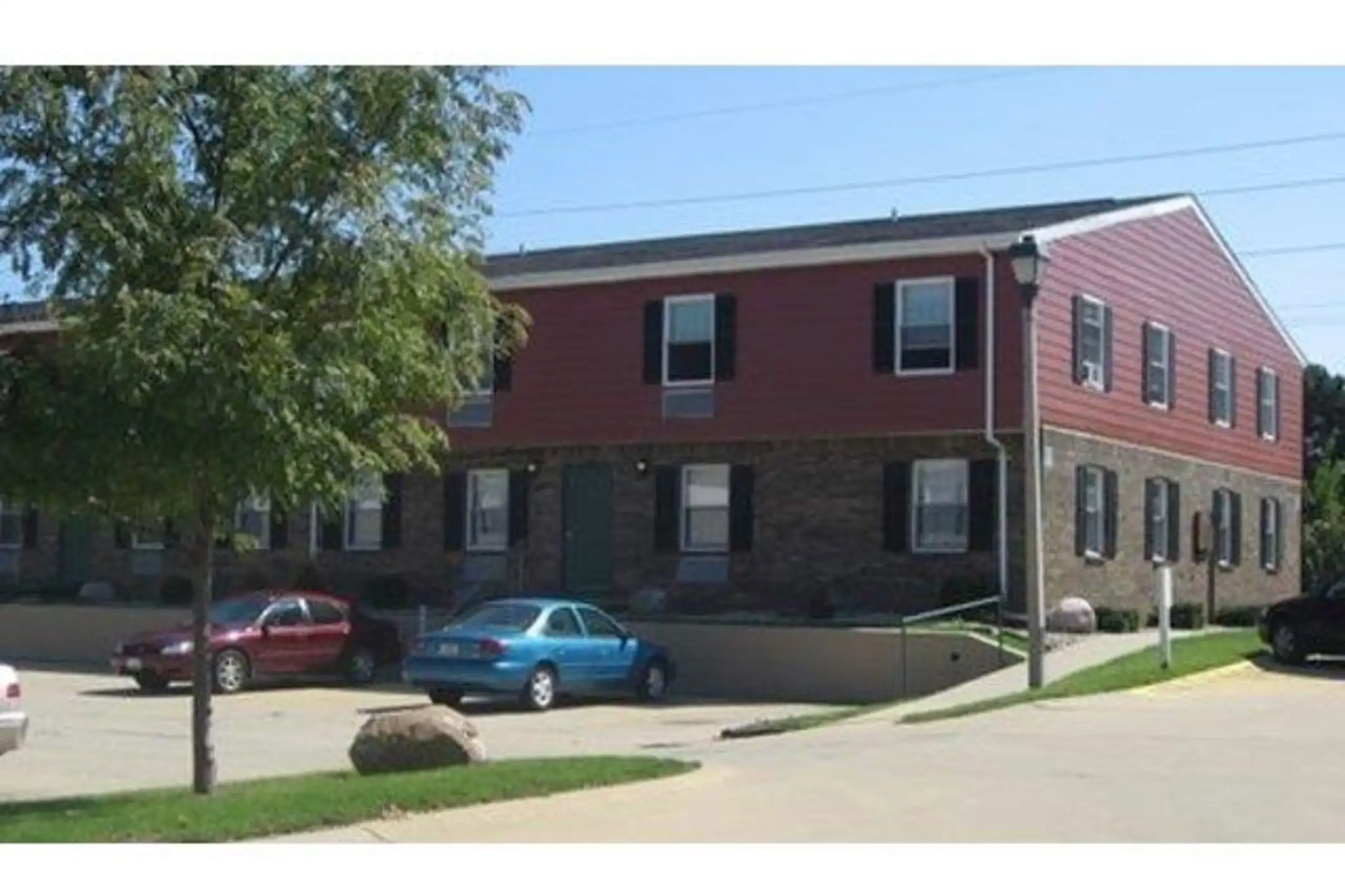 Westgate Apartments 1600 W Bradley Ave Champaign, IL Apartments for