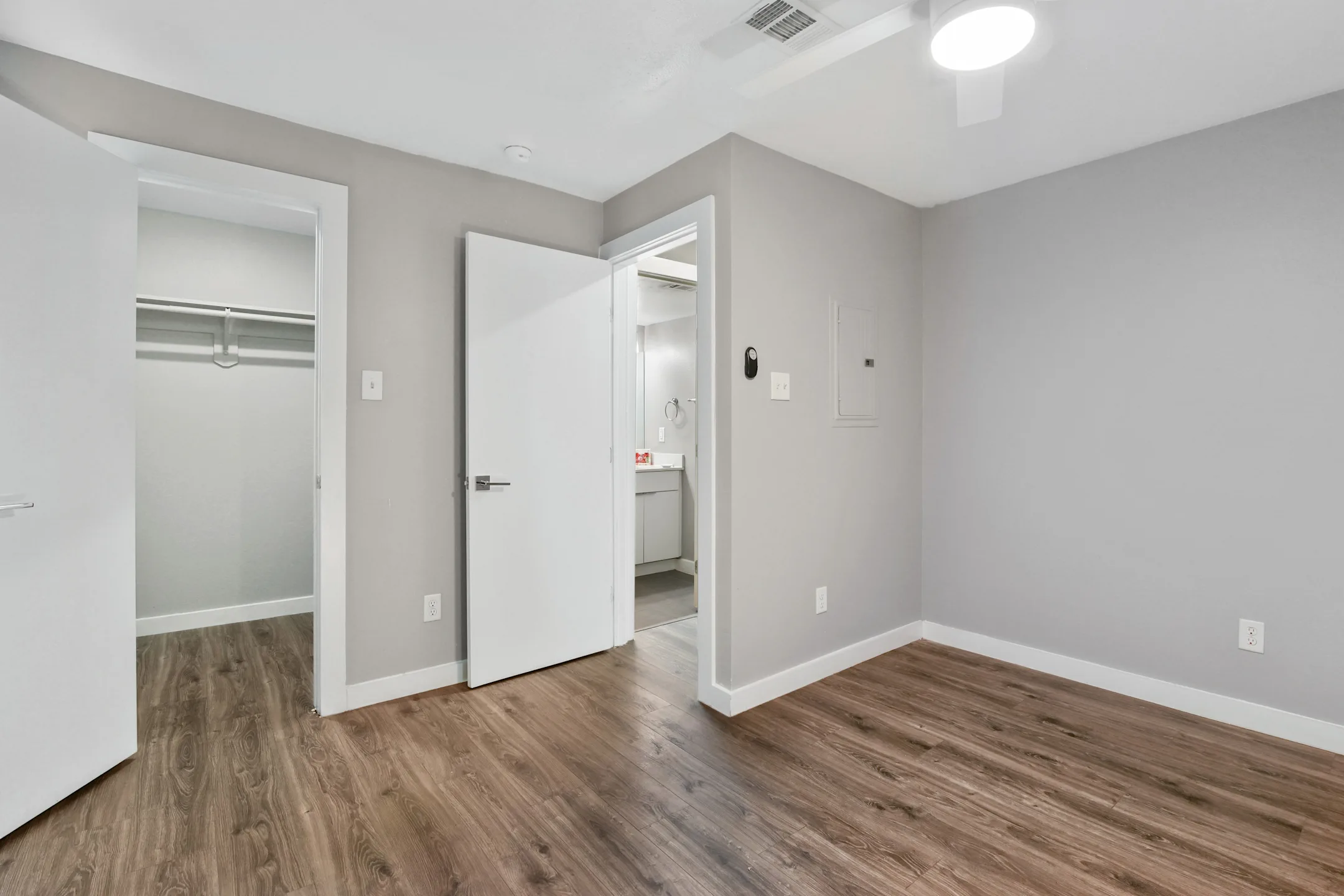 Villa Del Rio Apartments Garland, TX 75042