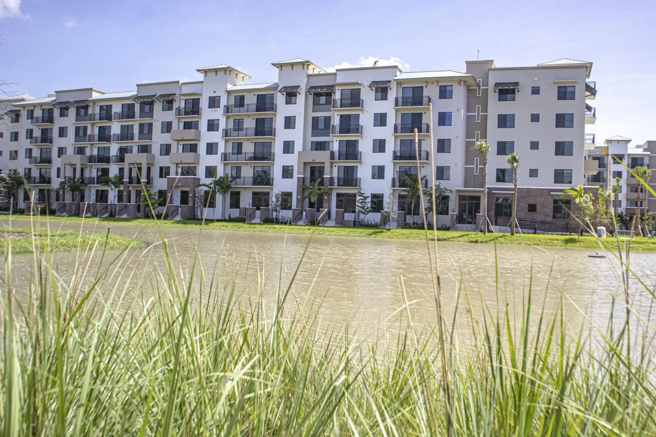 Shalimar at Plantation Apartments Plantation, FL 33324