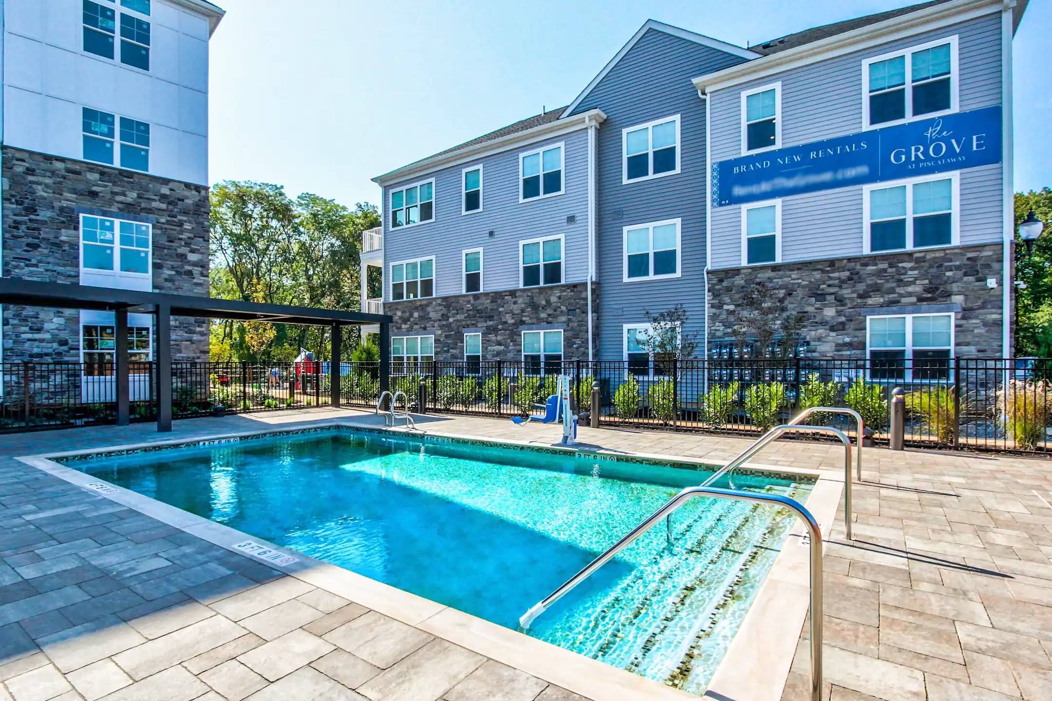 The Grove at Piscataway Apartments Piscataway, NJ 08854