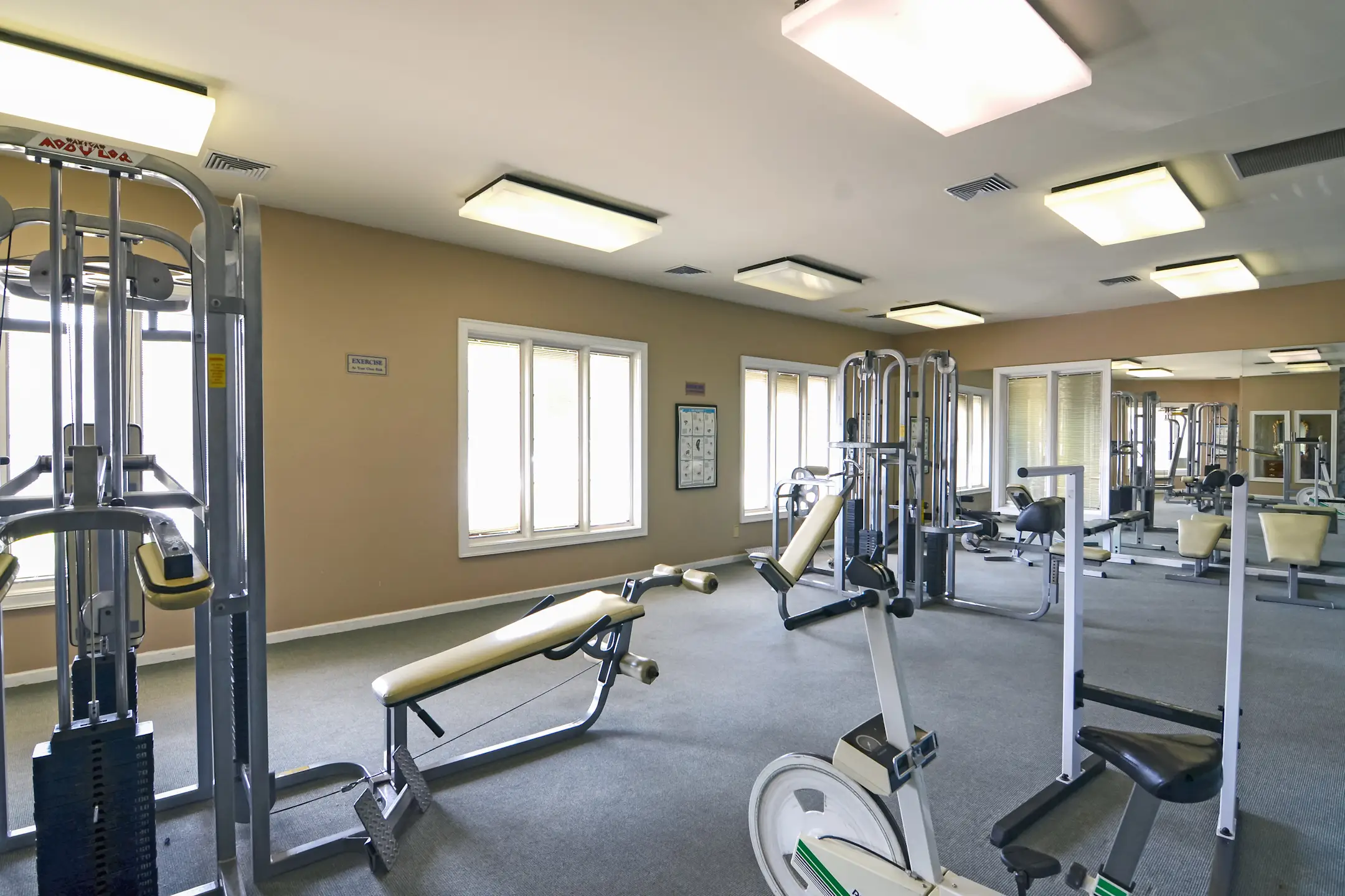 Riverdale Apartments Memphis, TN 38119