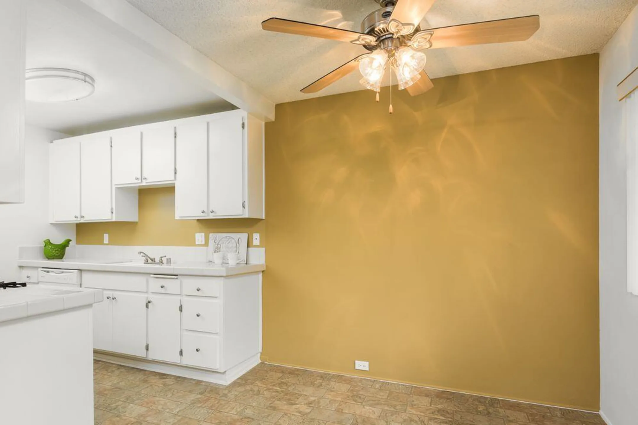 eaves Cerritos 11421 186th St Artesia, CA Apartments for Rent Rent.