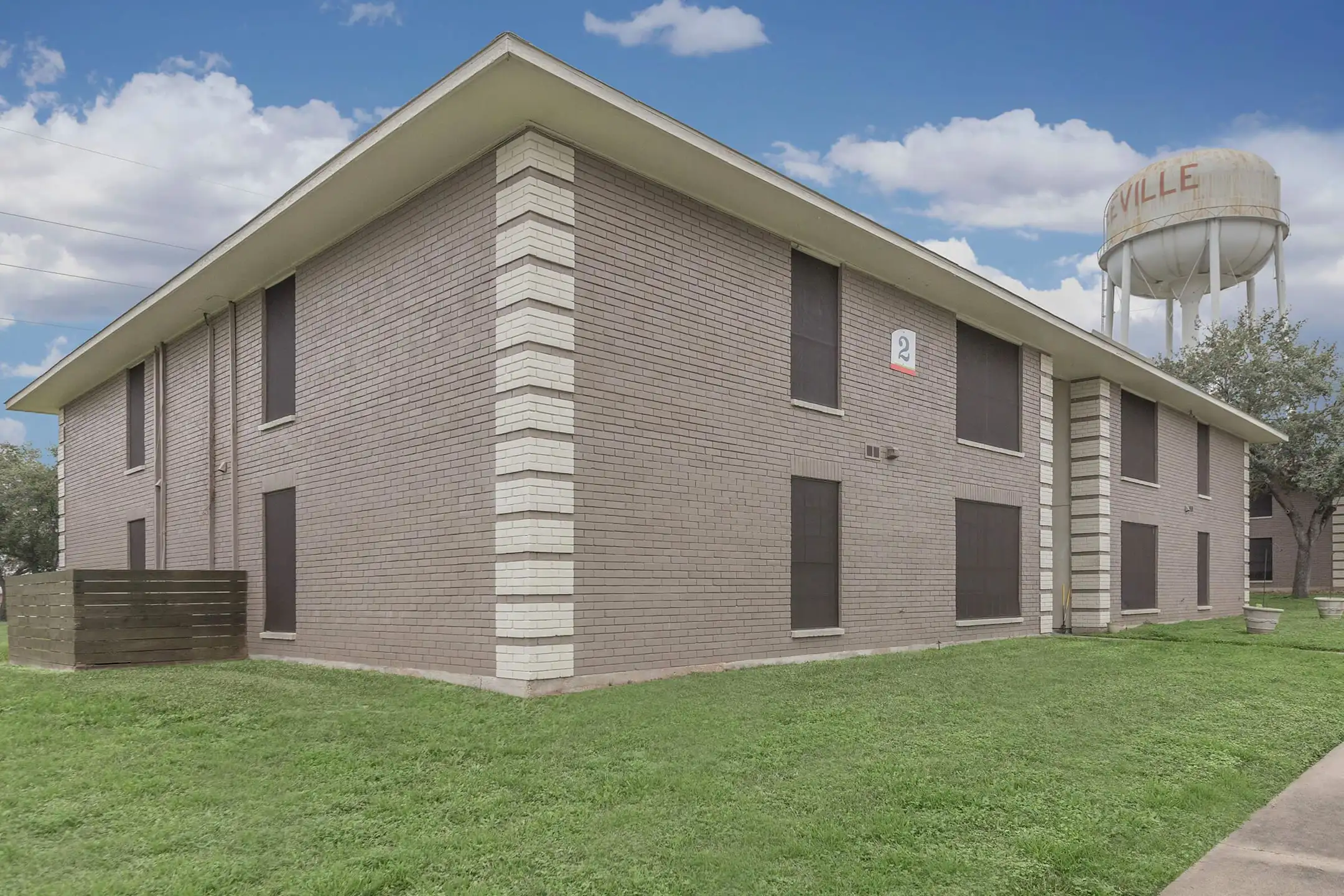 Building - Tower South - Beeville, TX