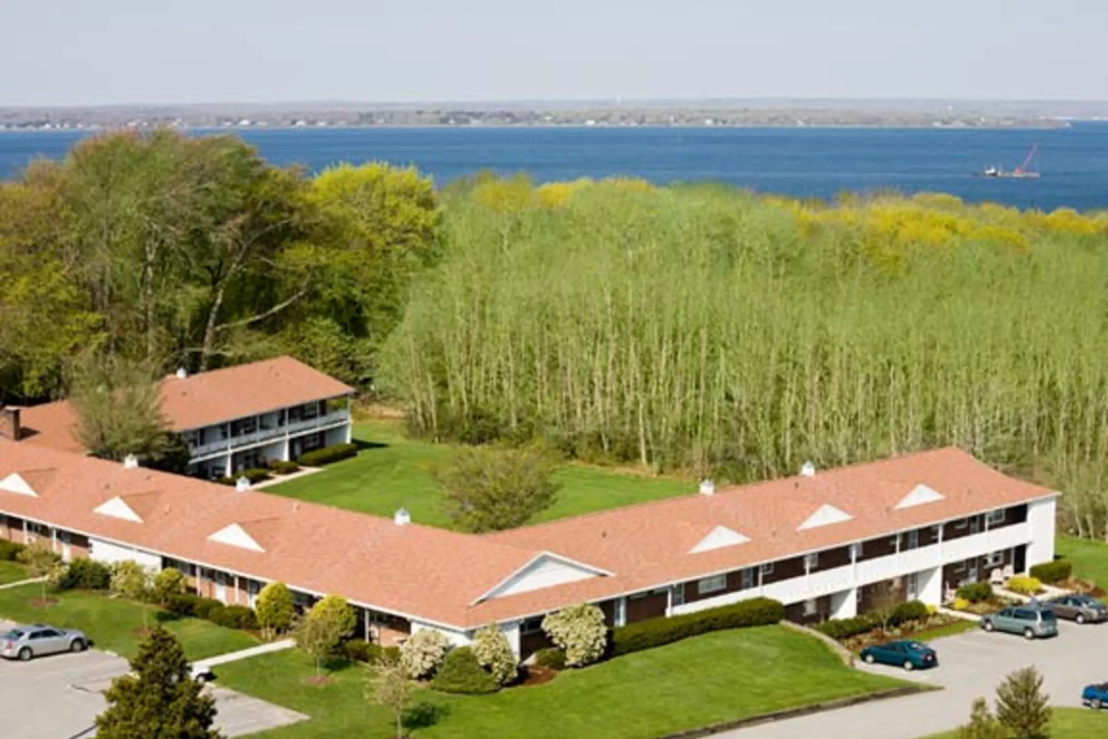 Bay View Estates - Portsmouth, RI