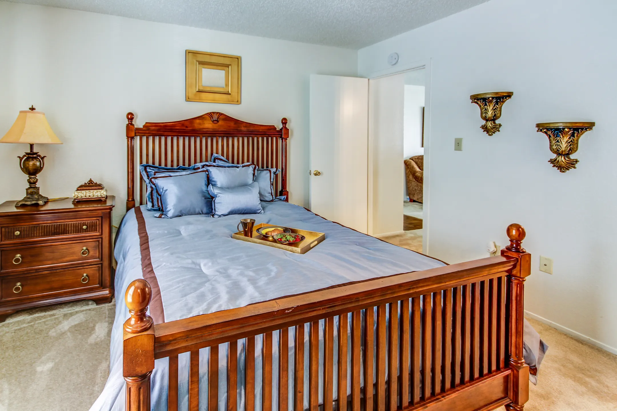 OAK HOLLOW APARTMENTS Apartments Longview, TX 75604