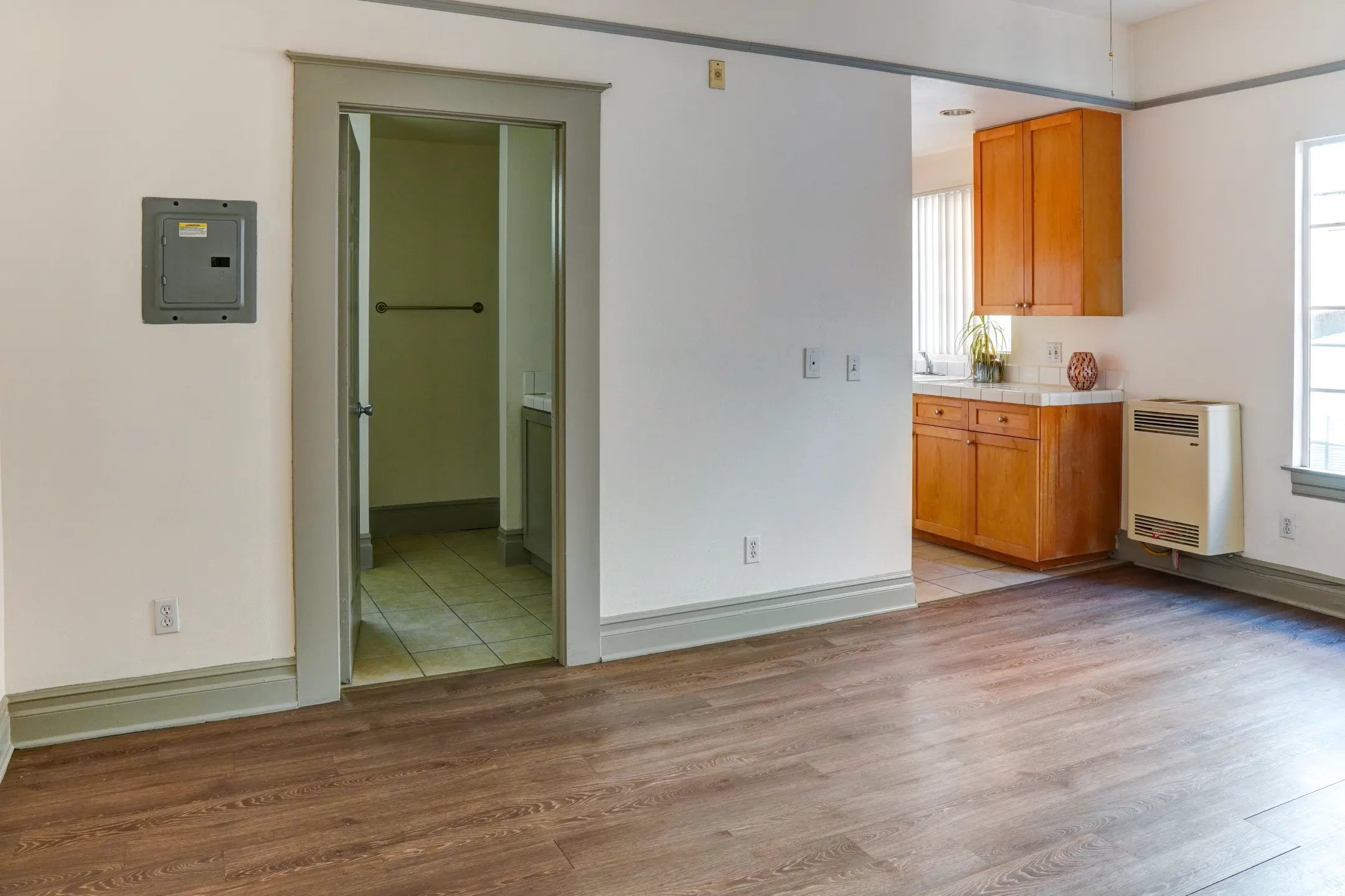 Virgil Apartments 615 South Virgil Avenue Los Angeles, CA