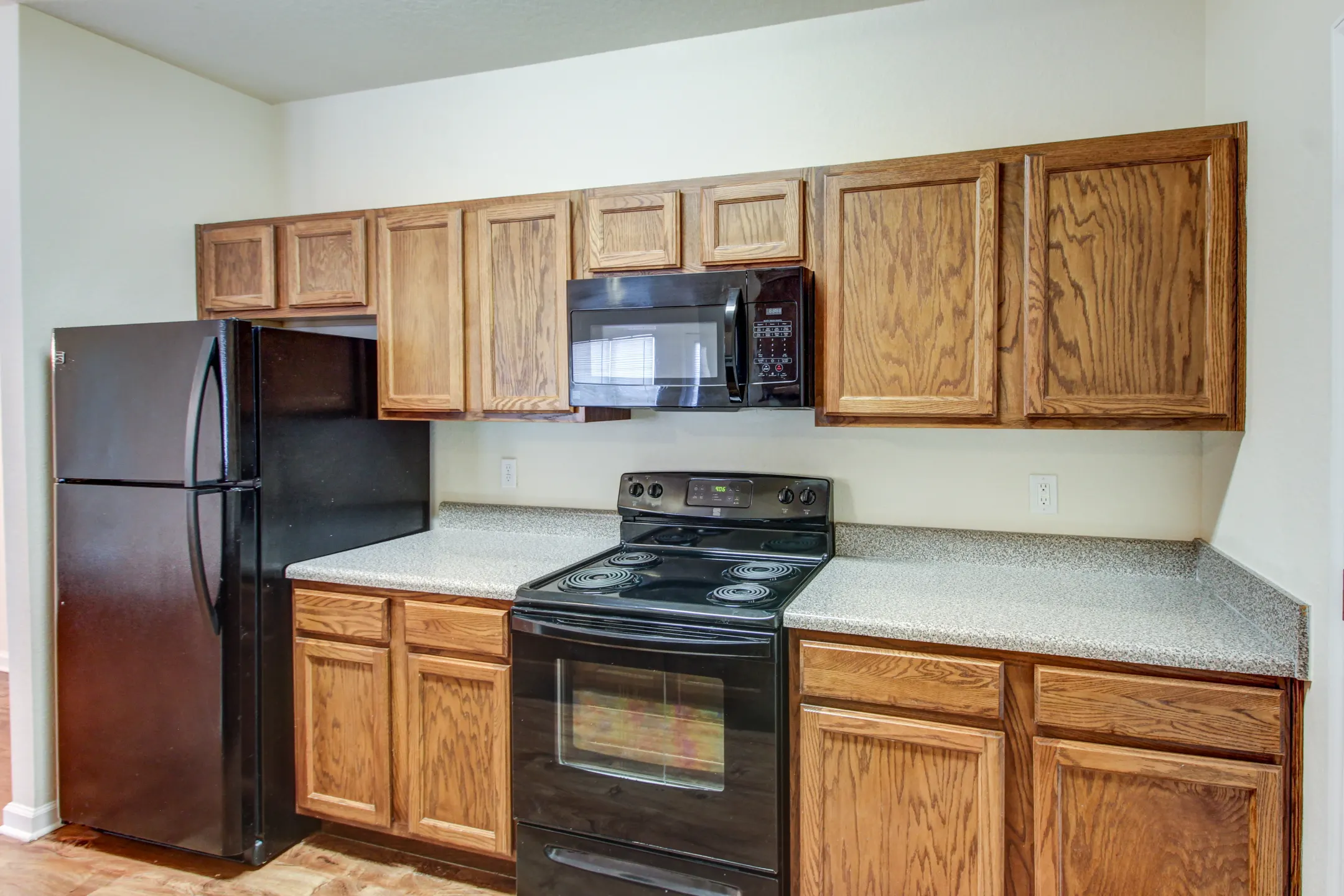 Highland Ridge Apartments - Sevierville, TN 37862