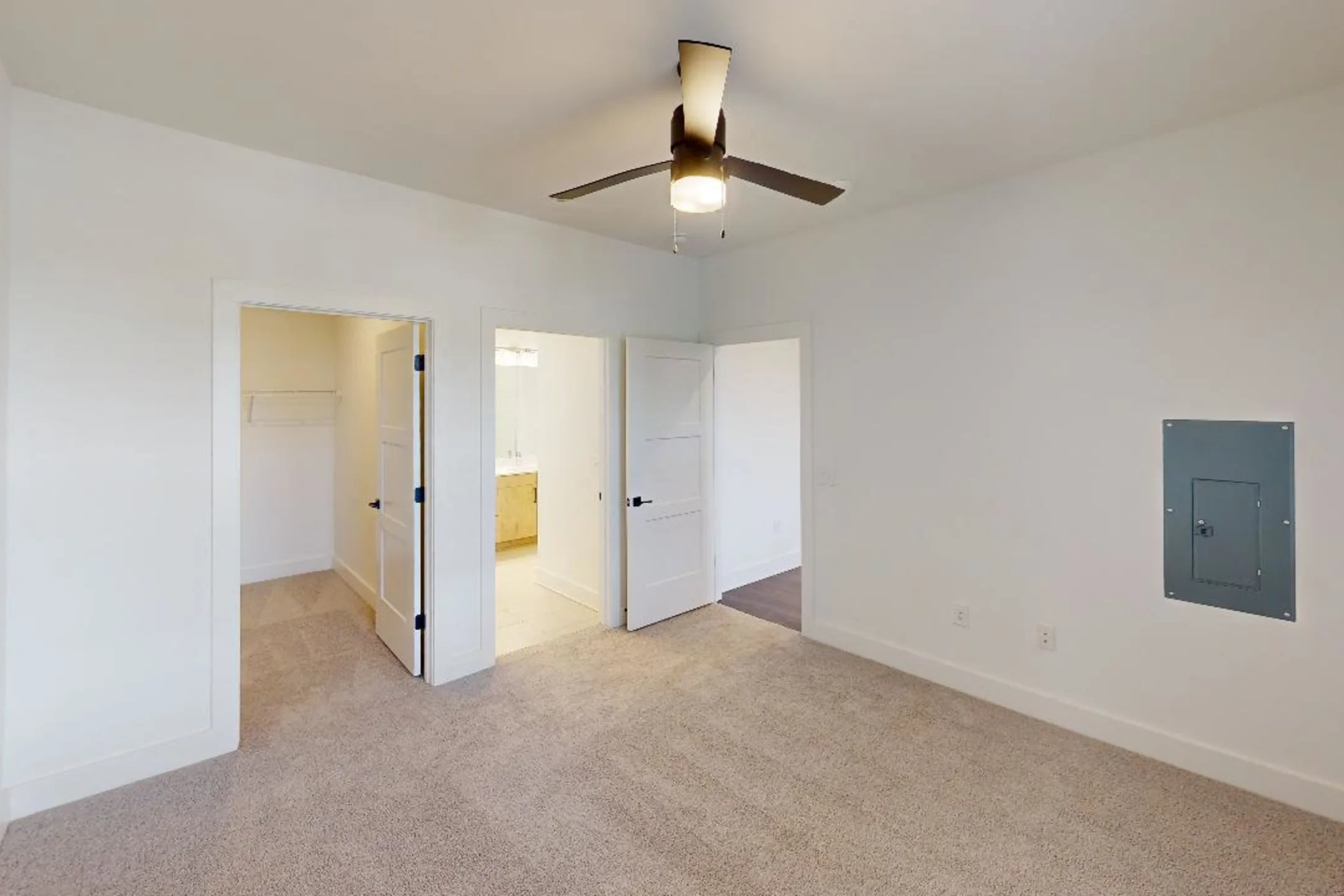 Bedroom - The Argos - Atlanta, GA