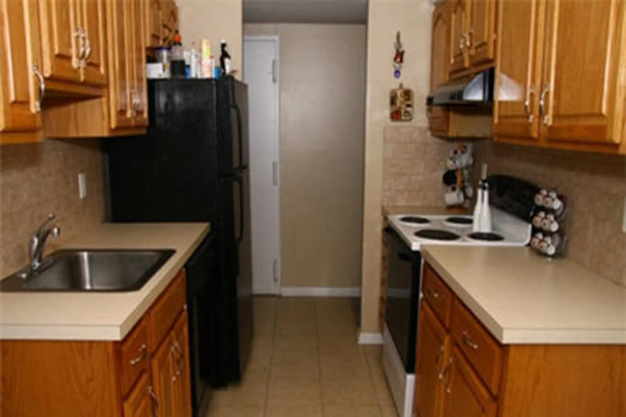 North Hills Apartments, LLC Apartments Colonia, NJ 07067