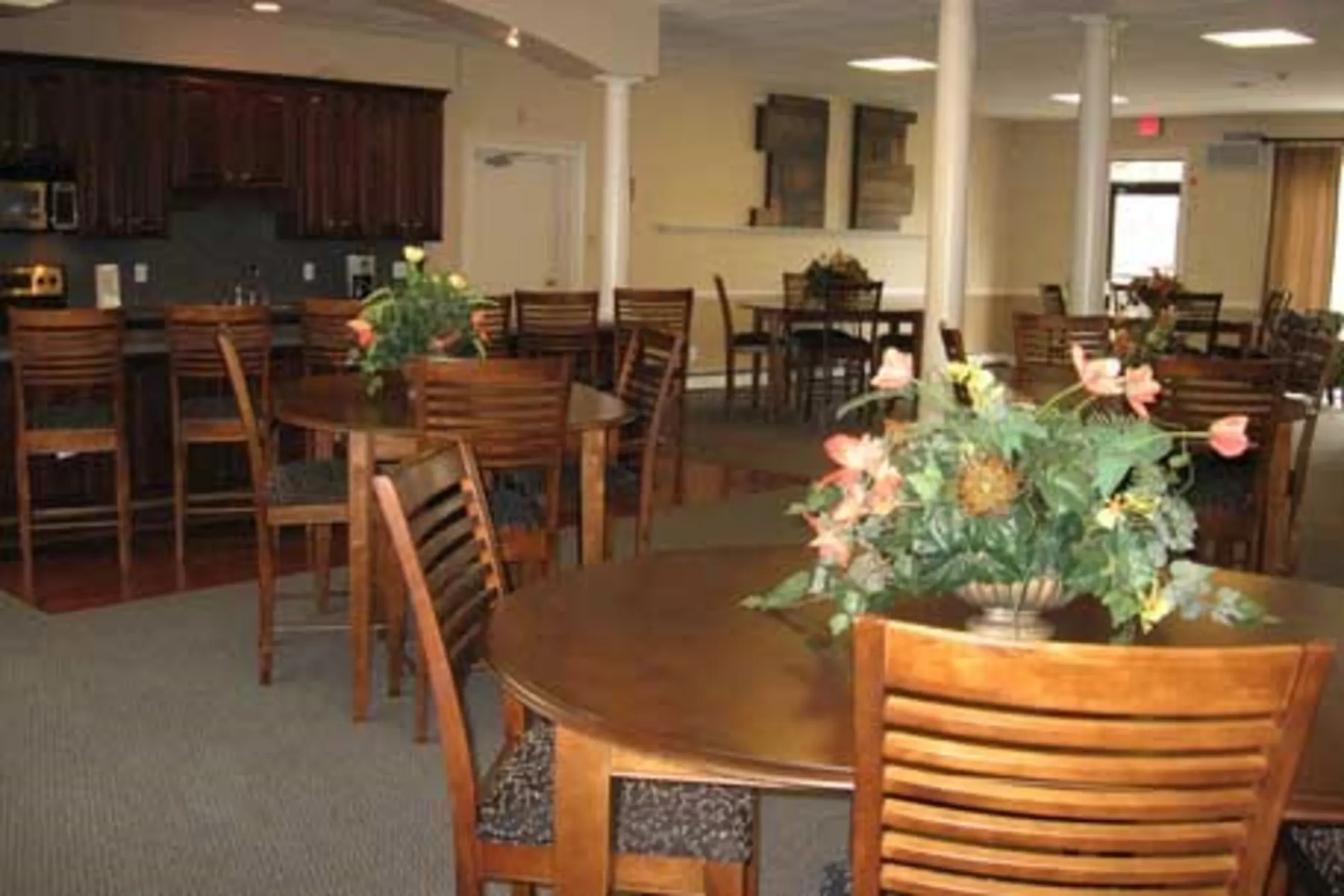 Castle Club Apartments 254 W Trenton Ave Morrisville, PA Apartments