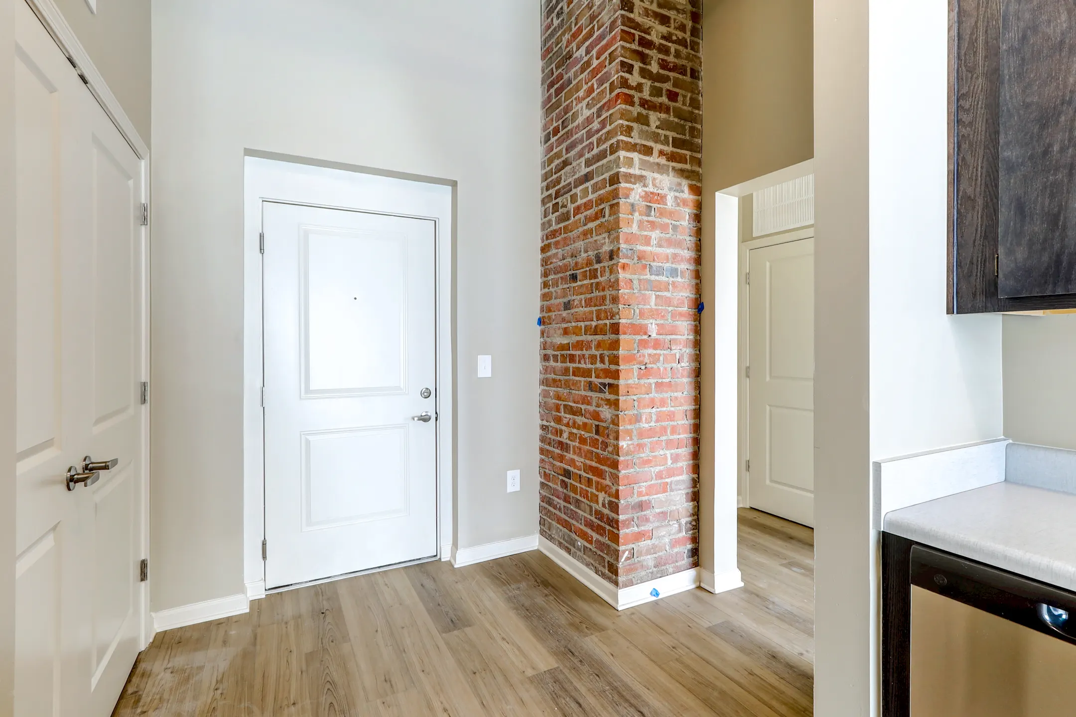 Archer School 226 Nassau Street Charleston, SC Apartments for Rent