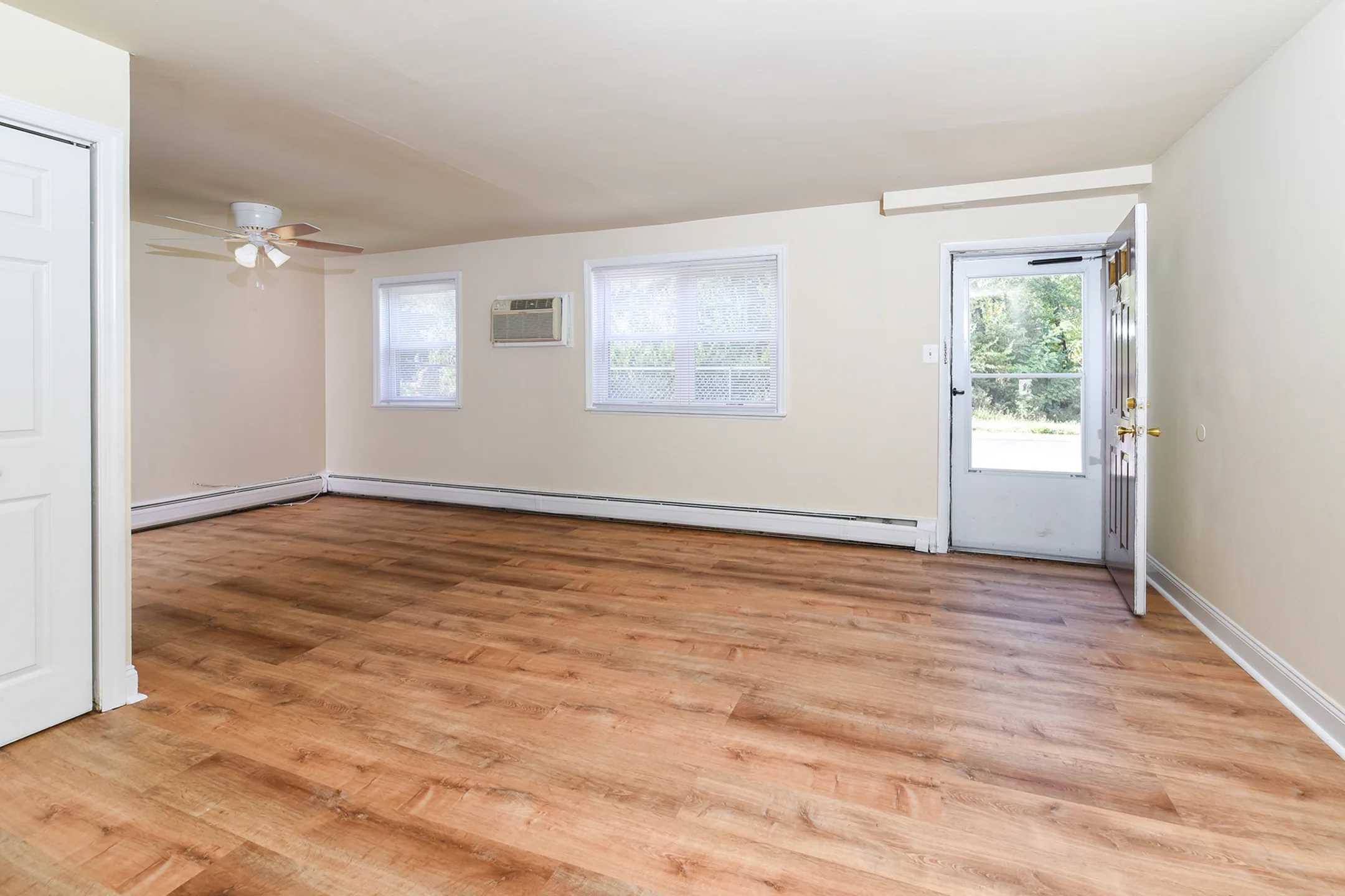 Cramer Hill Apartments & Townhomes 3408 River Rd Camden, NJ