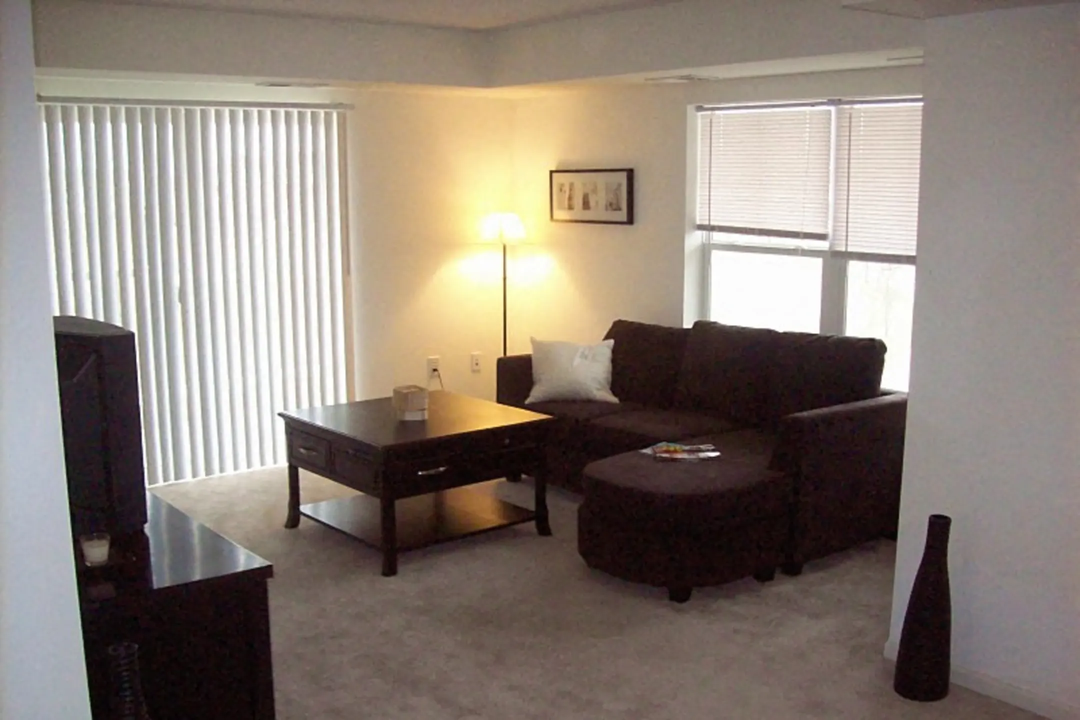 Cloverfield Marketplace Apartments Chaska, MN 55318