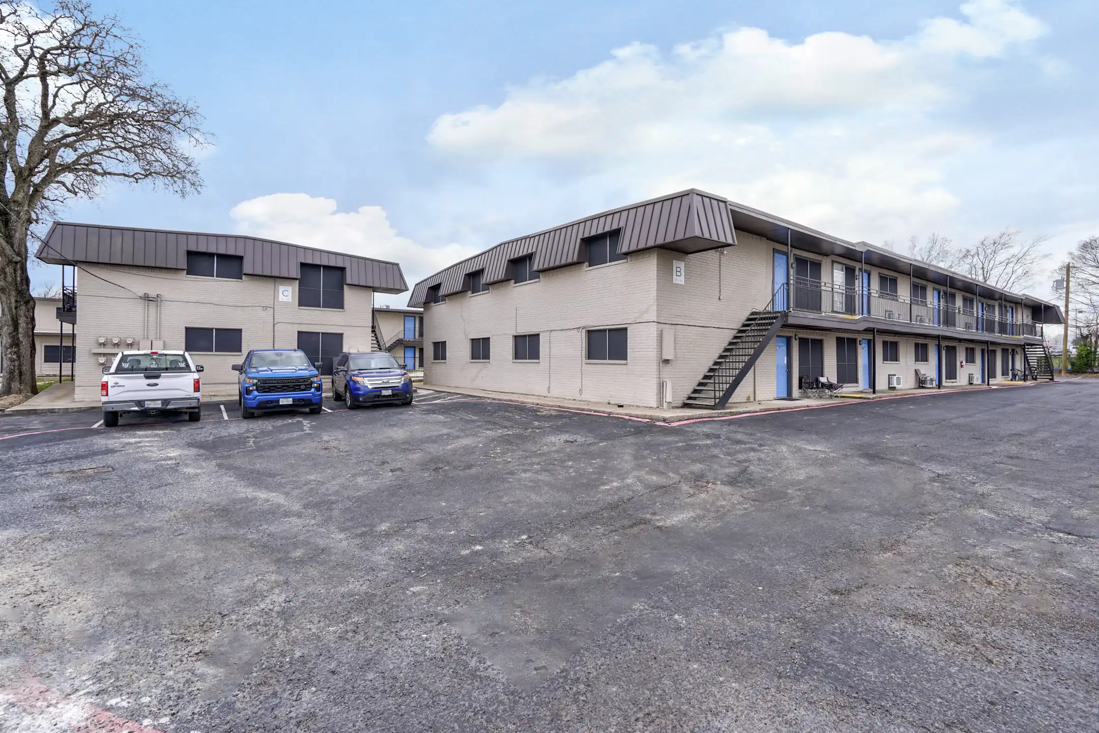 The Choir Apartments 210 Duckworth St Sulphur Springs, TX