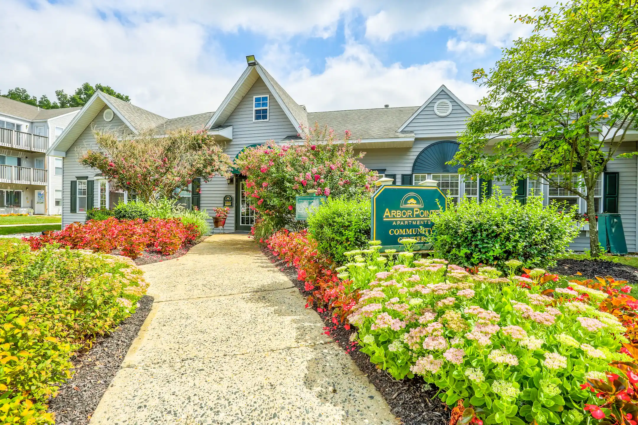 Arbor Pointe 4000 Dawnbrook Dr Wilmington, DE Apartments for Rent