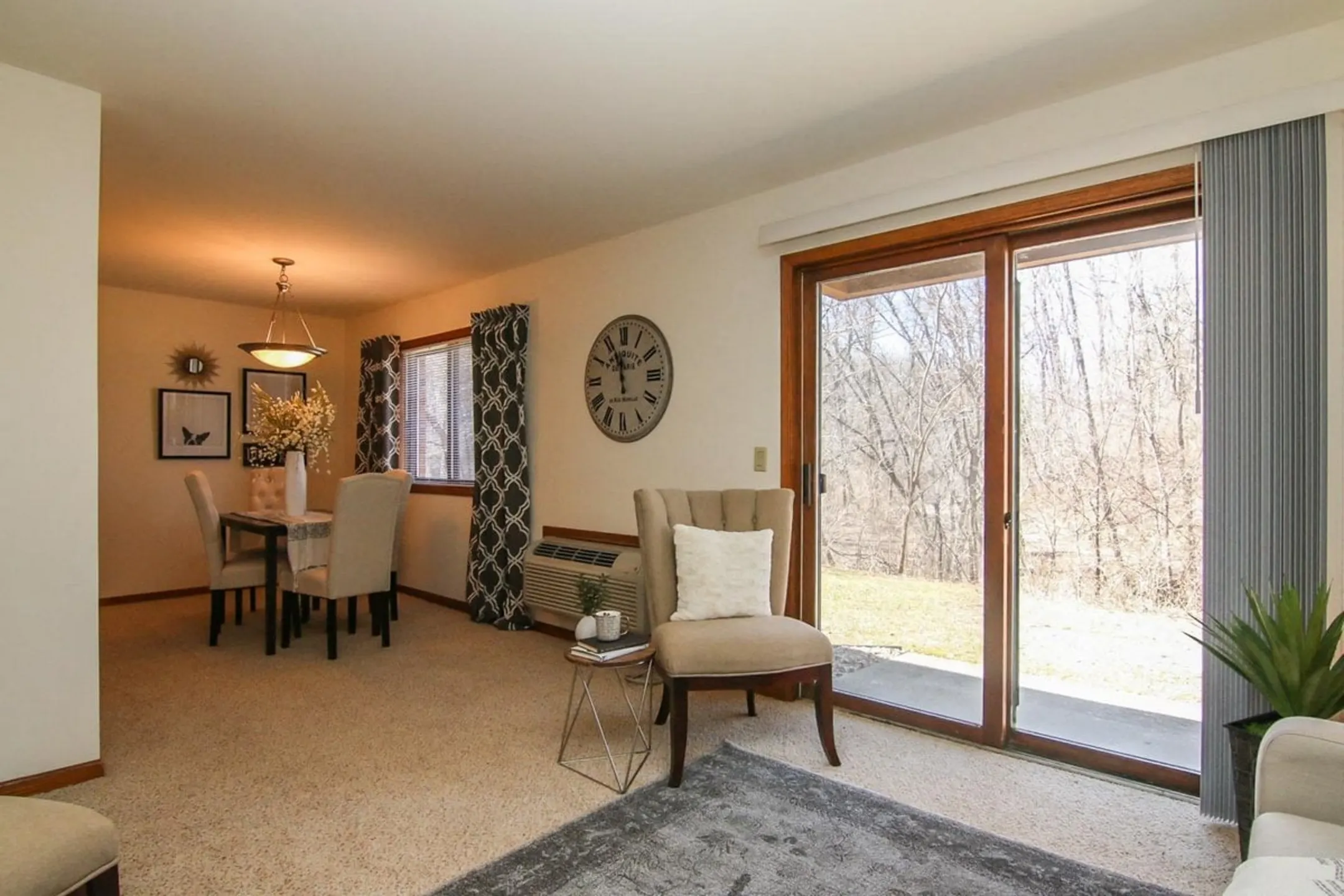 Cedar Ridge Apartments Madison, WI 53704