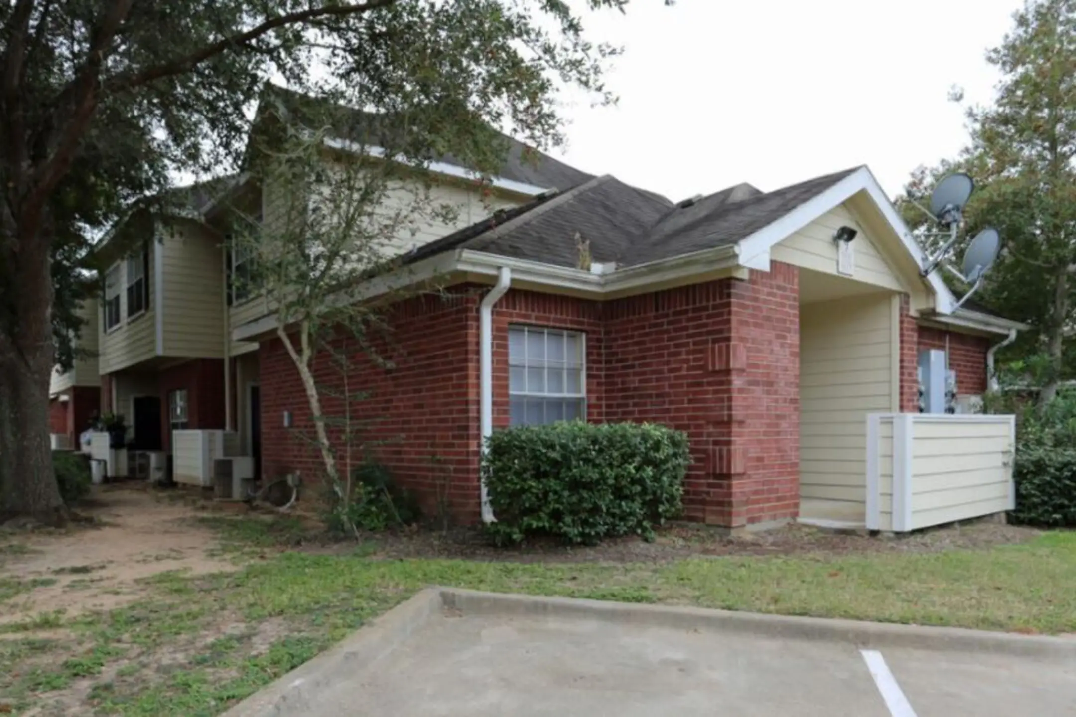 Park At Clear Creek Apartments Hempstead, TX 77445