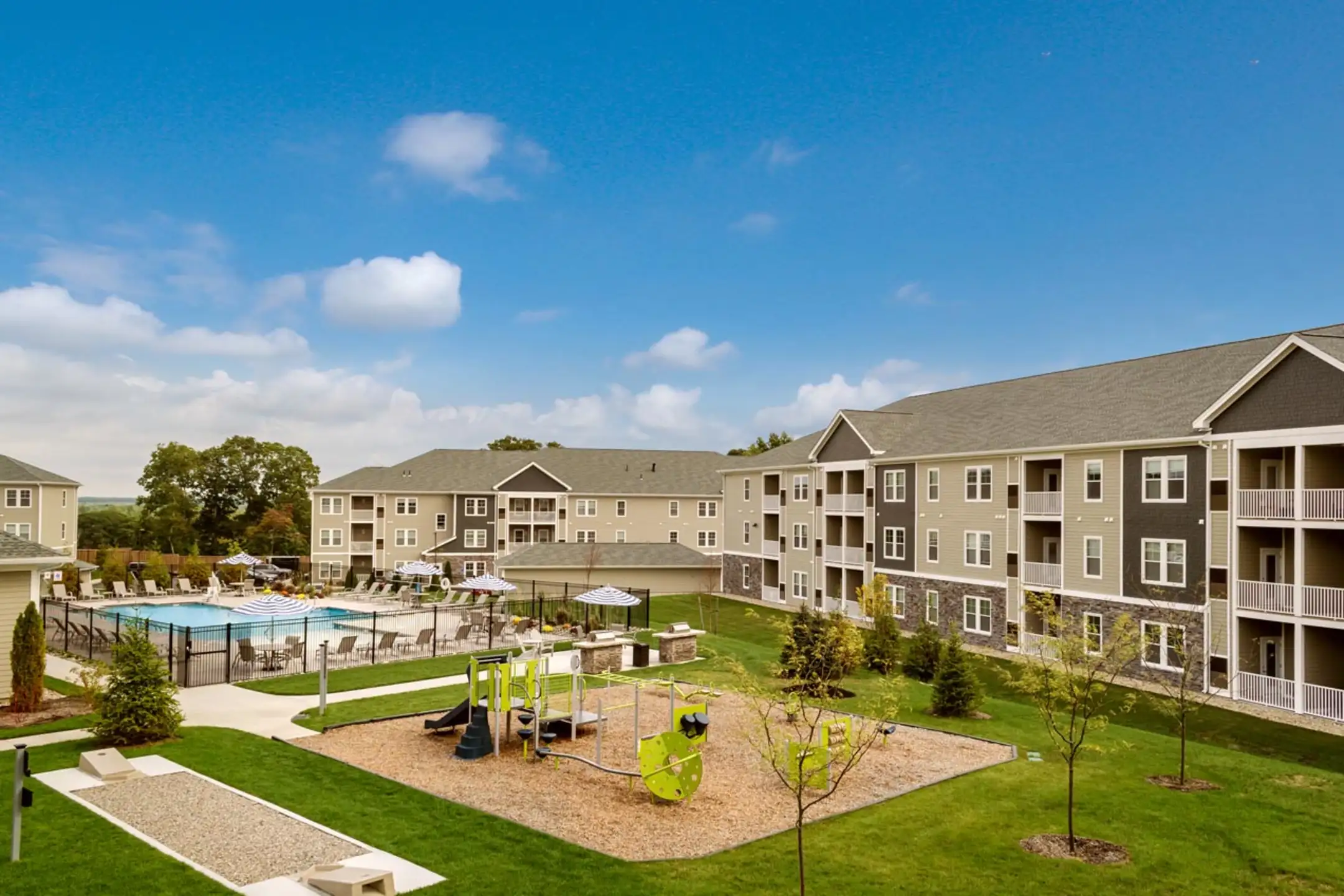 Oasis At Plainville Apartments Plainville, MA 02762