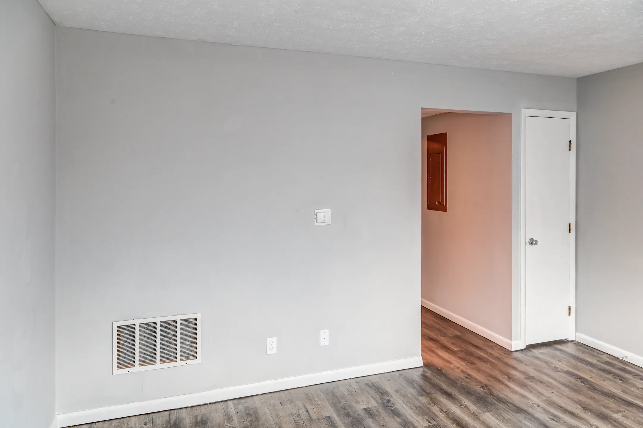 Dillsboro Townhomes Apartments Dillsboro, IN 47018