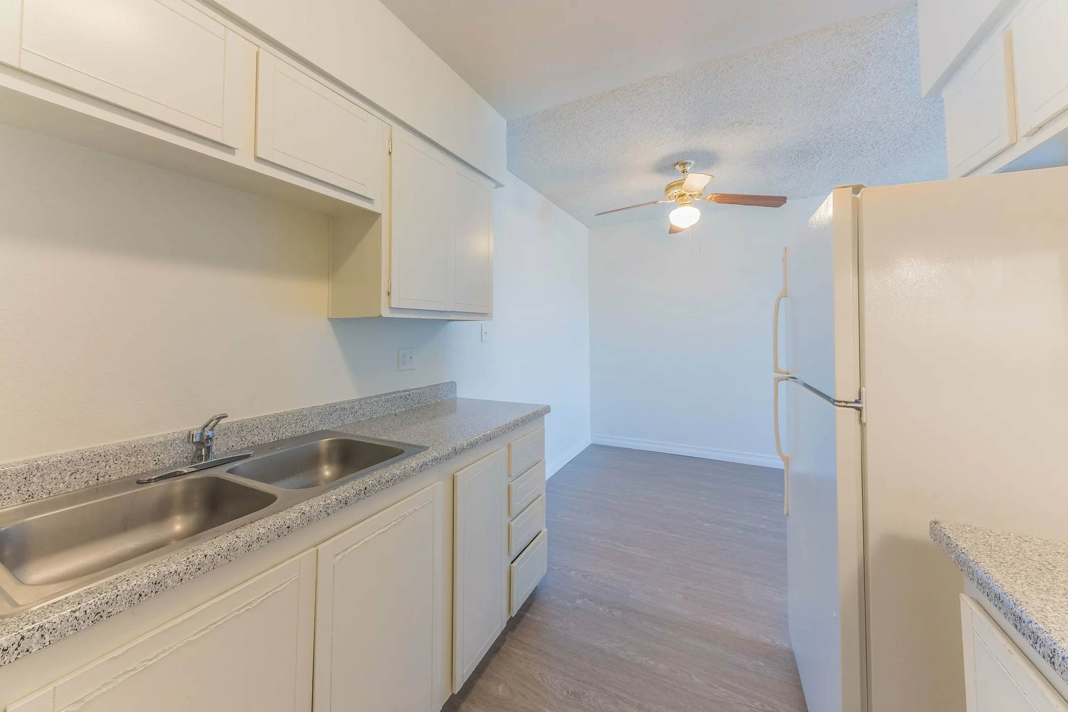 Arville Park Apartments 2600 Arville St Las Vegas, NV Apartments