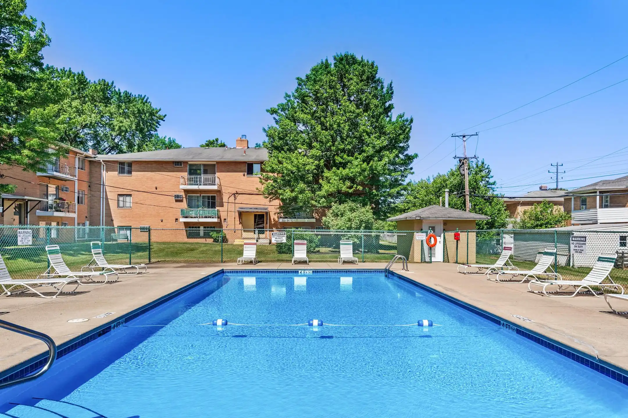 Parma Park East and Parma Park West Apartments Cleveland, OH 44134