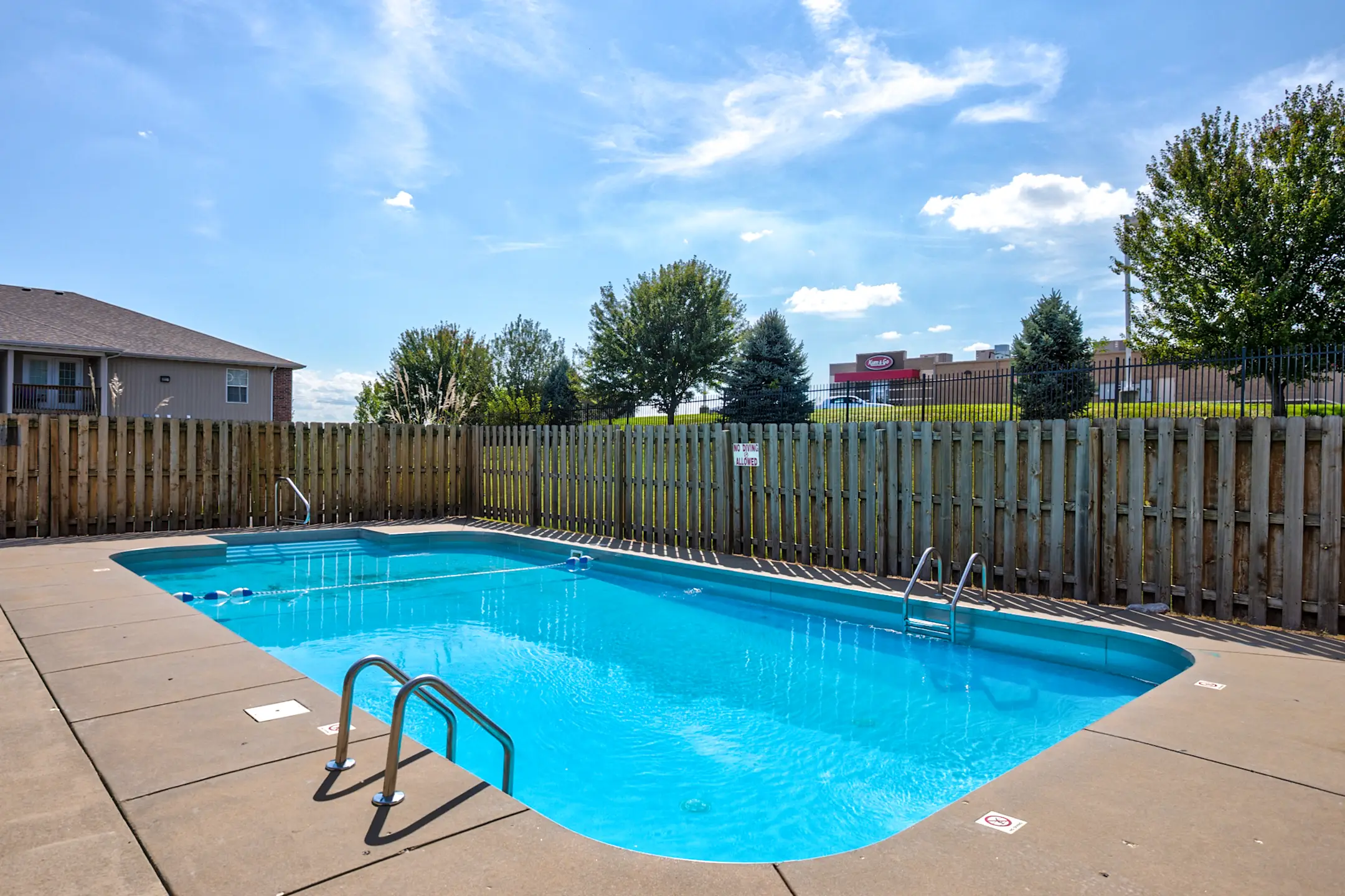 South Valley Apartments 3051 S South Valley Ln Springfield, MO