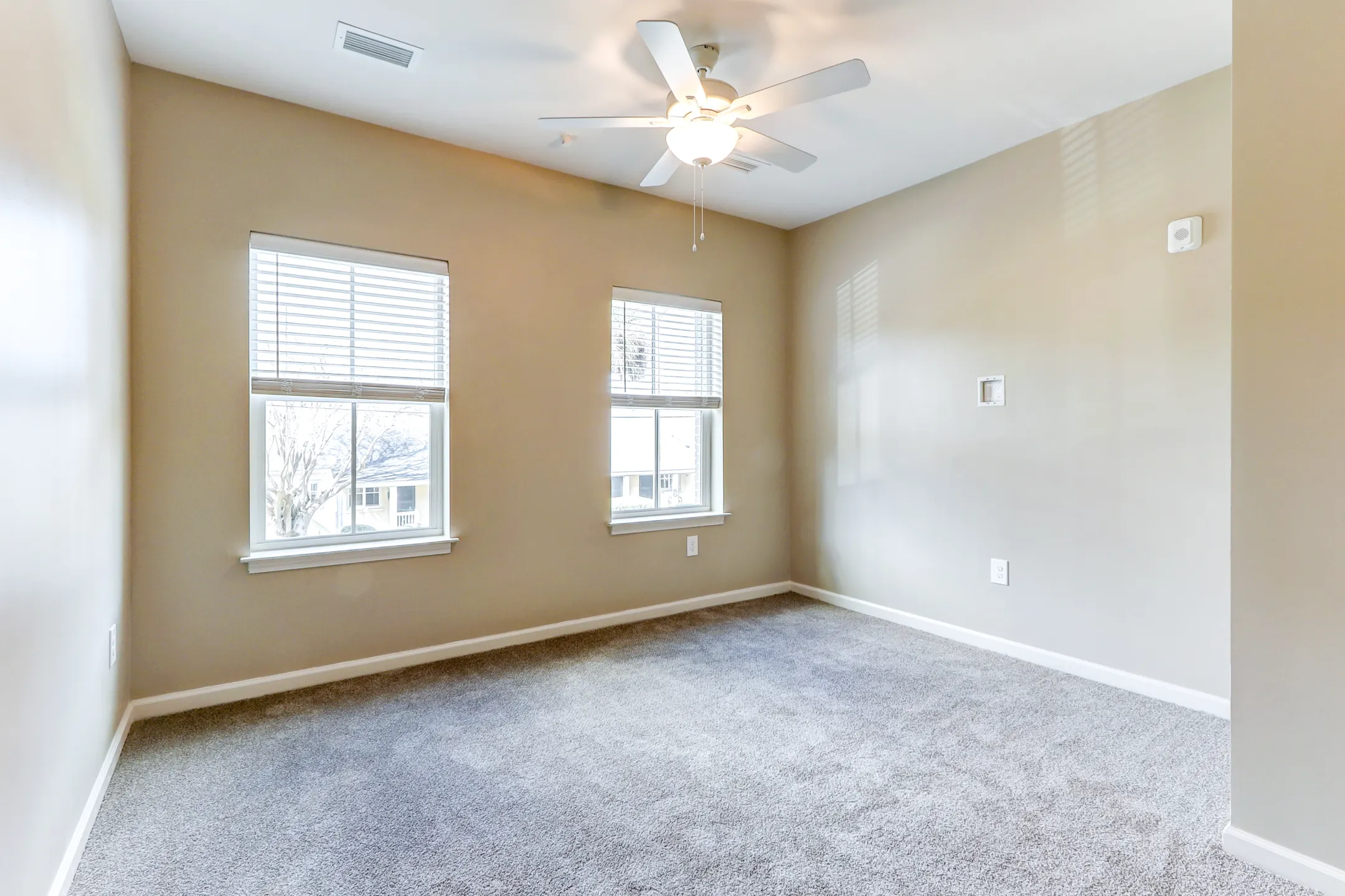 Archer School 226 Nassau Street Charleston, SC Apartments for Rent