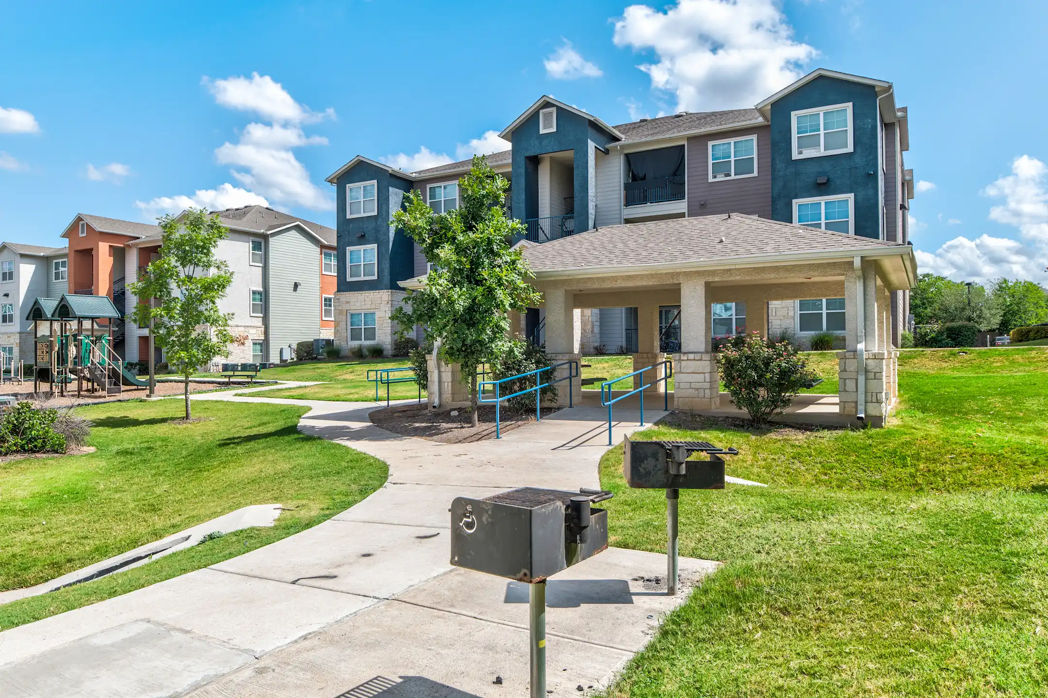 Heights on Parmer Apartment Homes 1500 E Parmer Ln Austin, TX