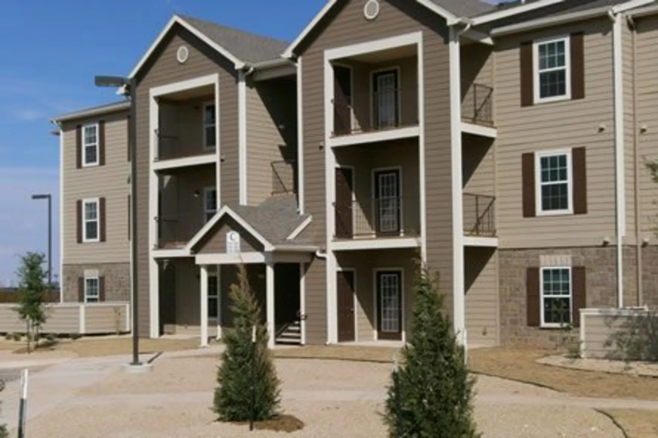 Gateway Plaza Apartments Midland Tx