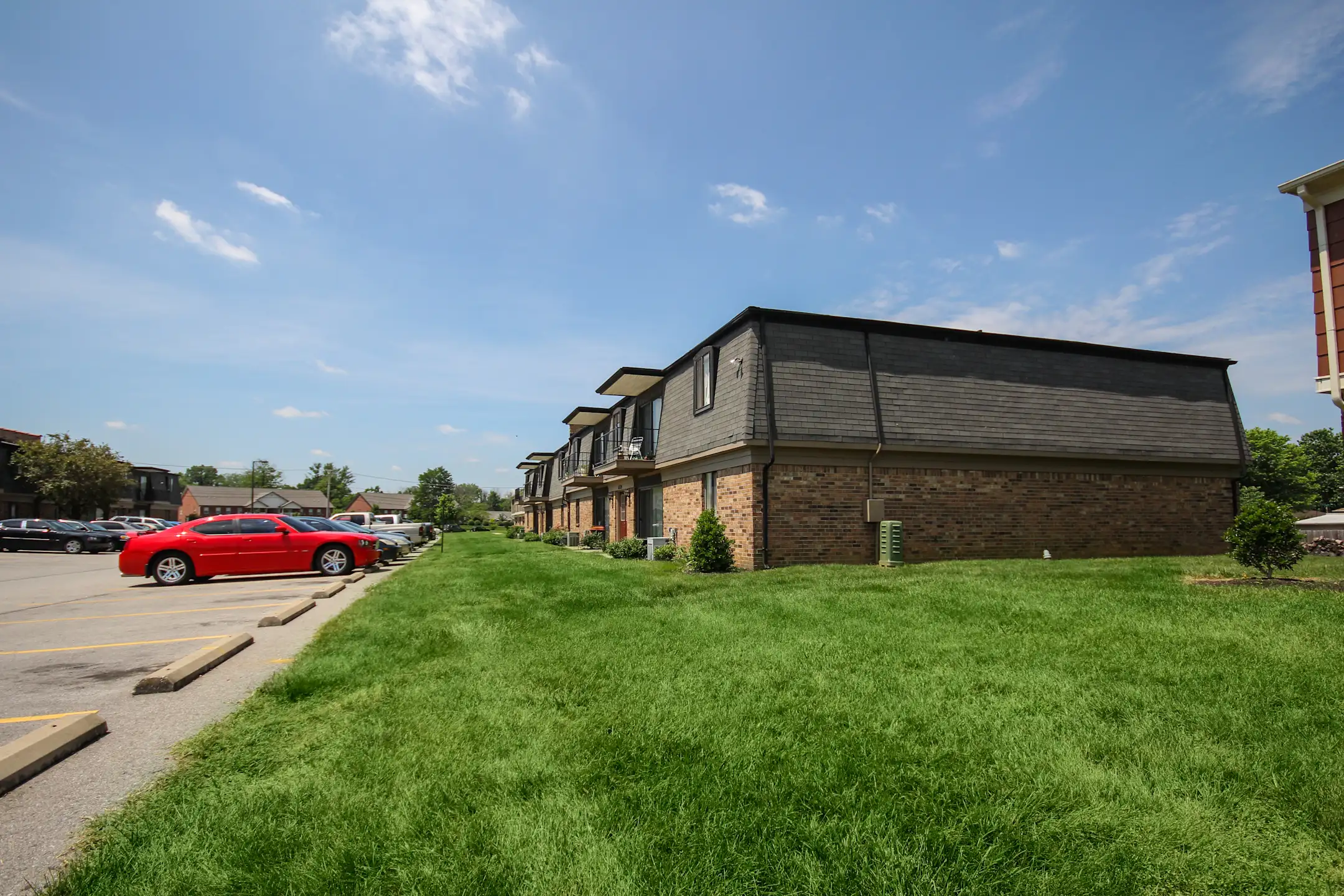 Pebble Creek Apartments Louisville, KY 40219