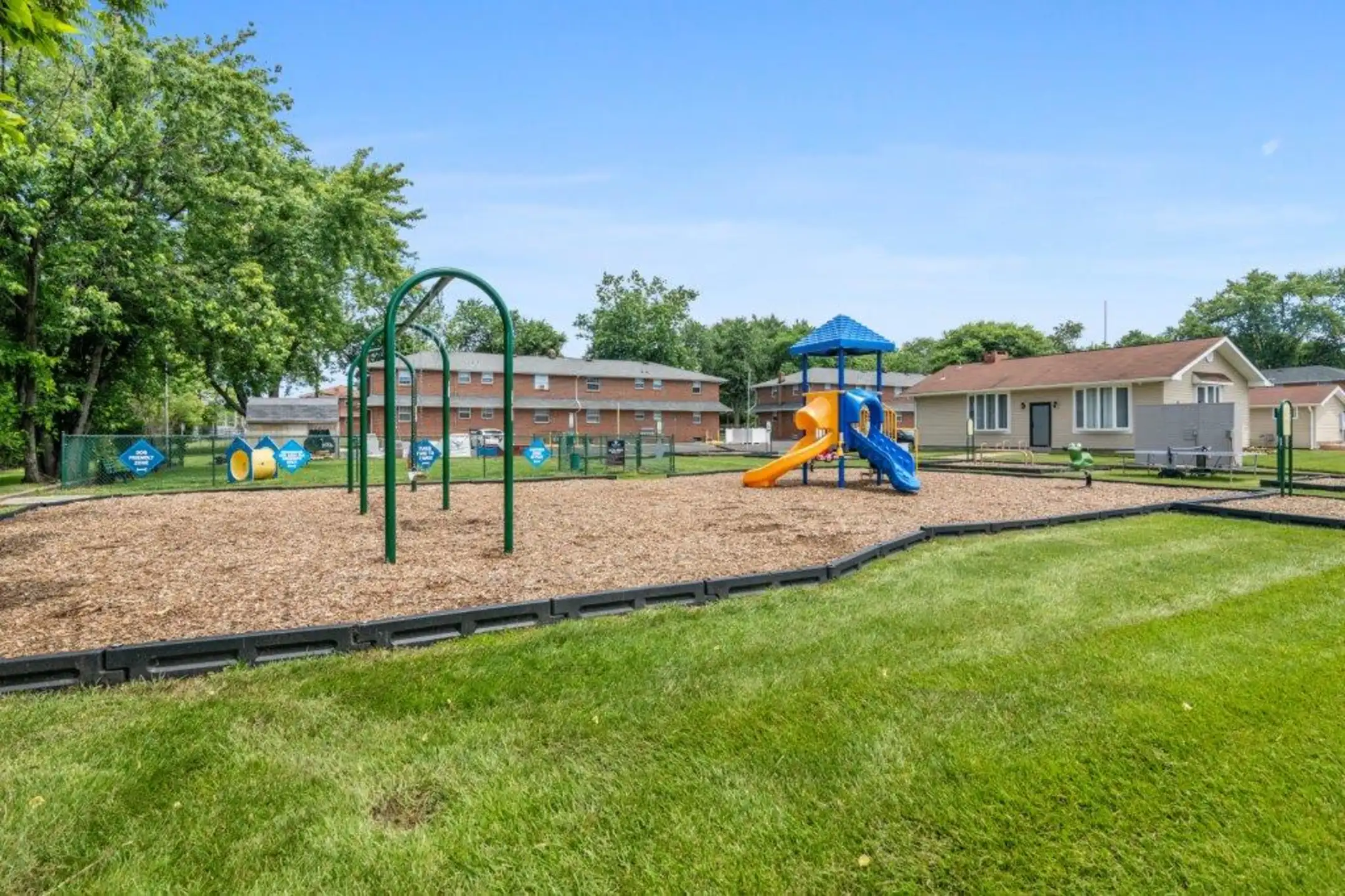 Burnt Mill Apartment Homes 250 S Burnt Mill Rd Voorhees, NJ