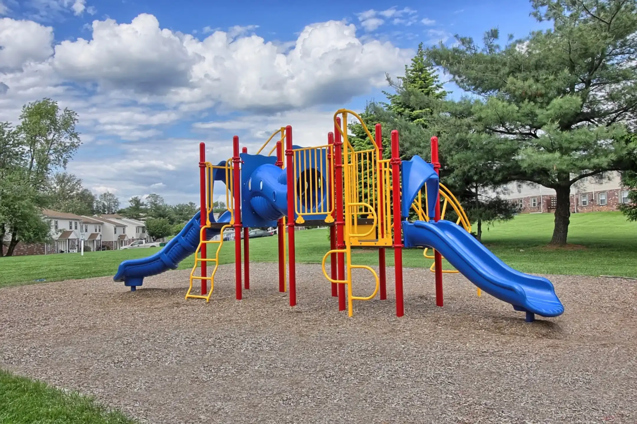 Apartments At Waterford 200 Governors Pl At Waterf York, PA