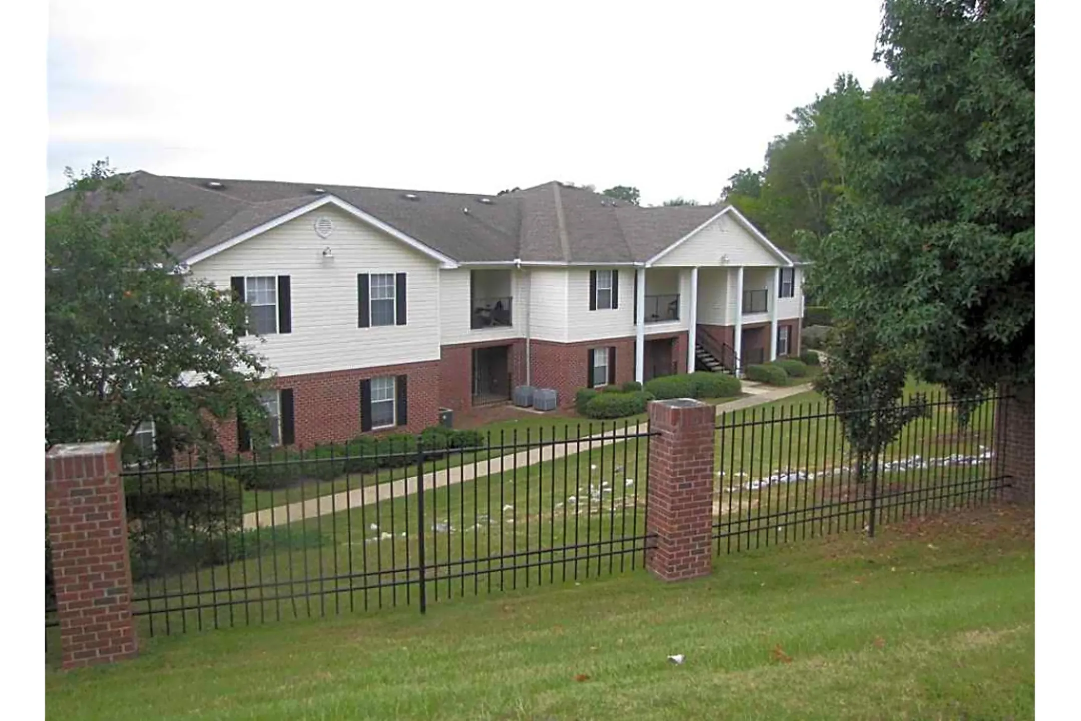 Springfield Crossing Apartments Columbus, GA 31903