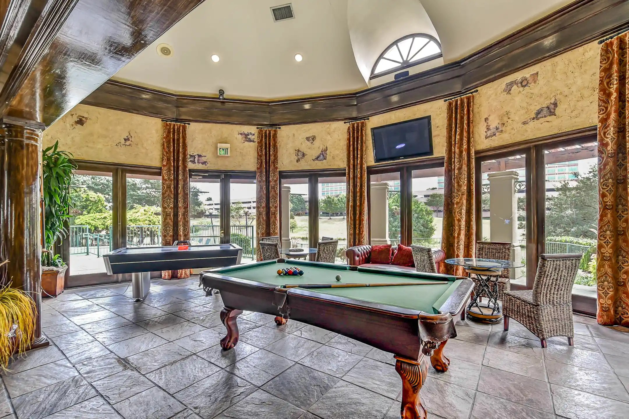 The Villas At Beaver Creek - Irving, TX