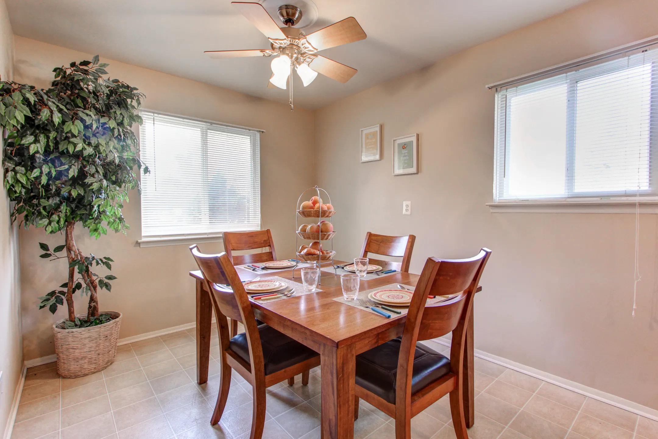 The Hamptons Of Brownstown Townhomes Brownstown, MI 48193