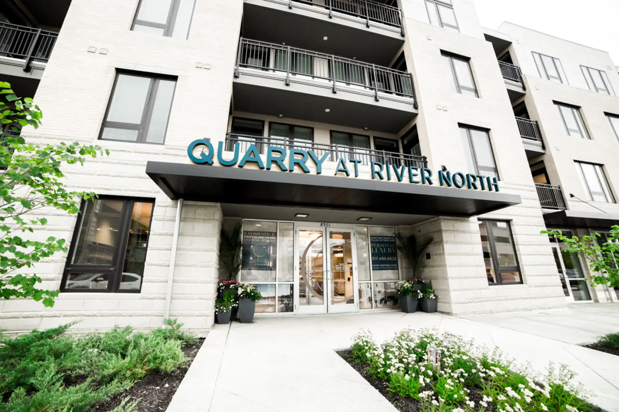 Building - Quarry at River North - Indianapolis, IN