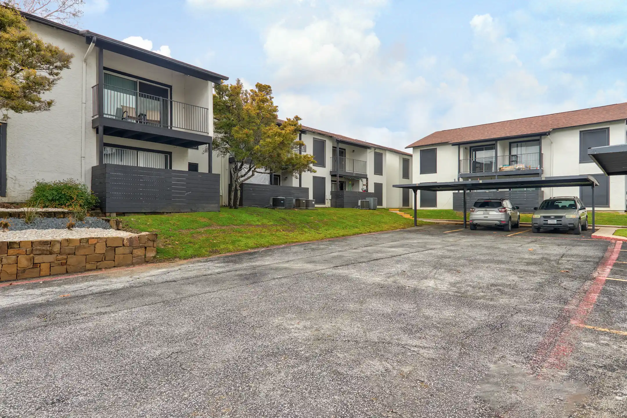 LakeHaus Dunlap Apartments New Braunfels, TX 78130