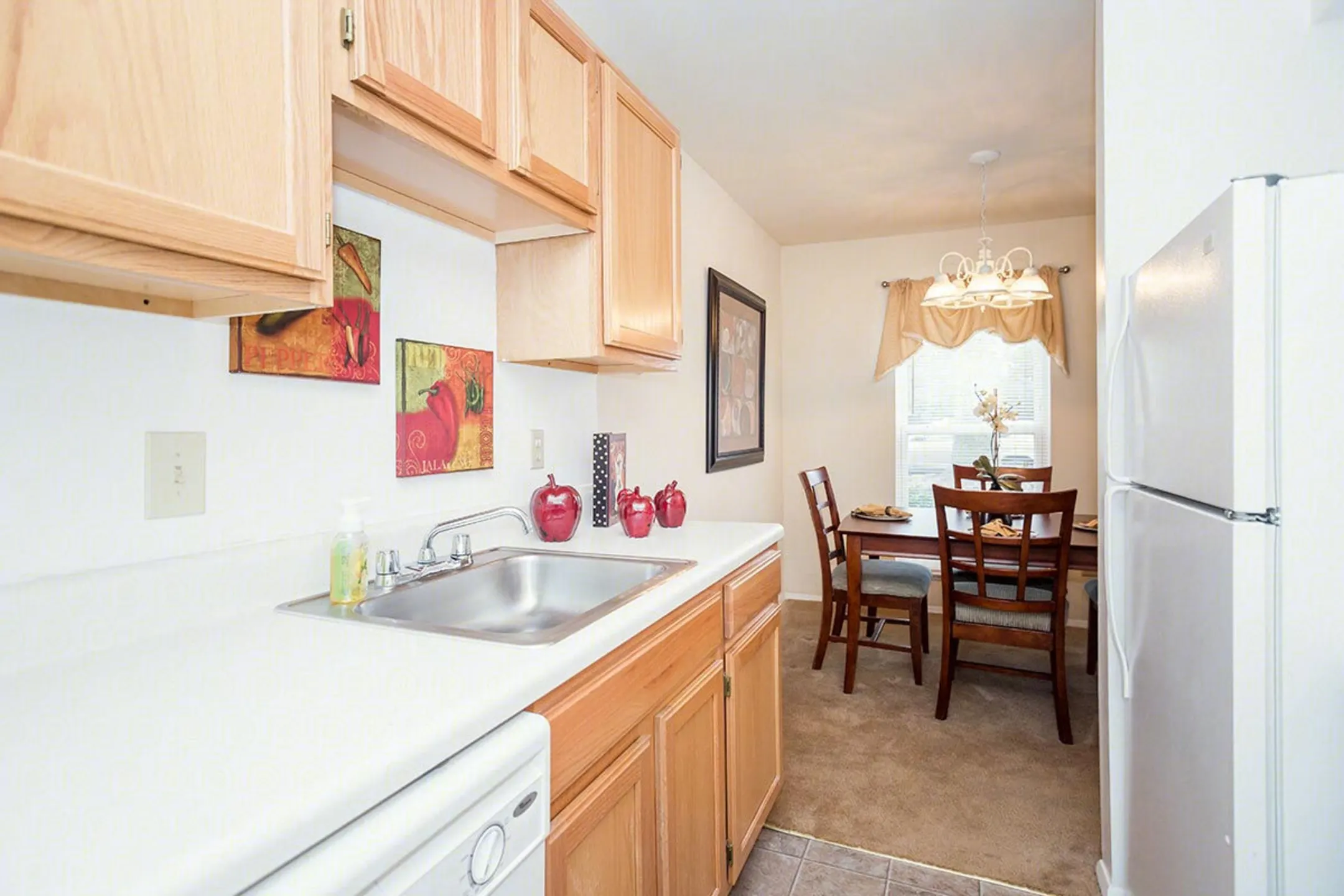 Kingsbridge Apartments 13 Johnstown Cres Chesapeake, VA for Rent