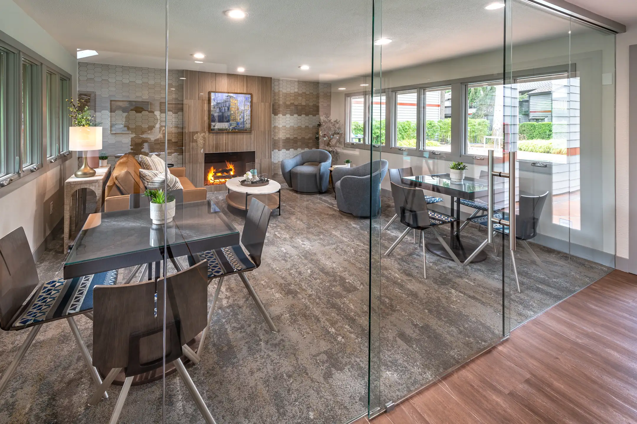 Edgewood park apartments bellevue wa 98007