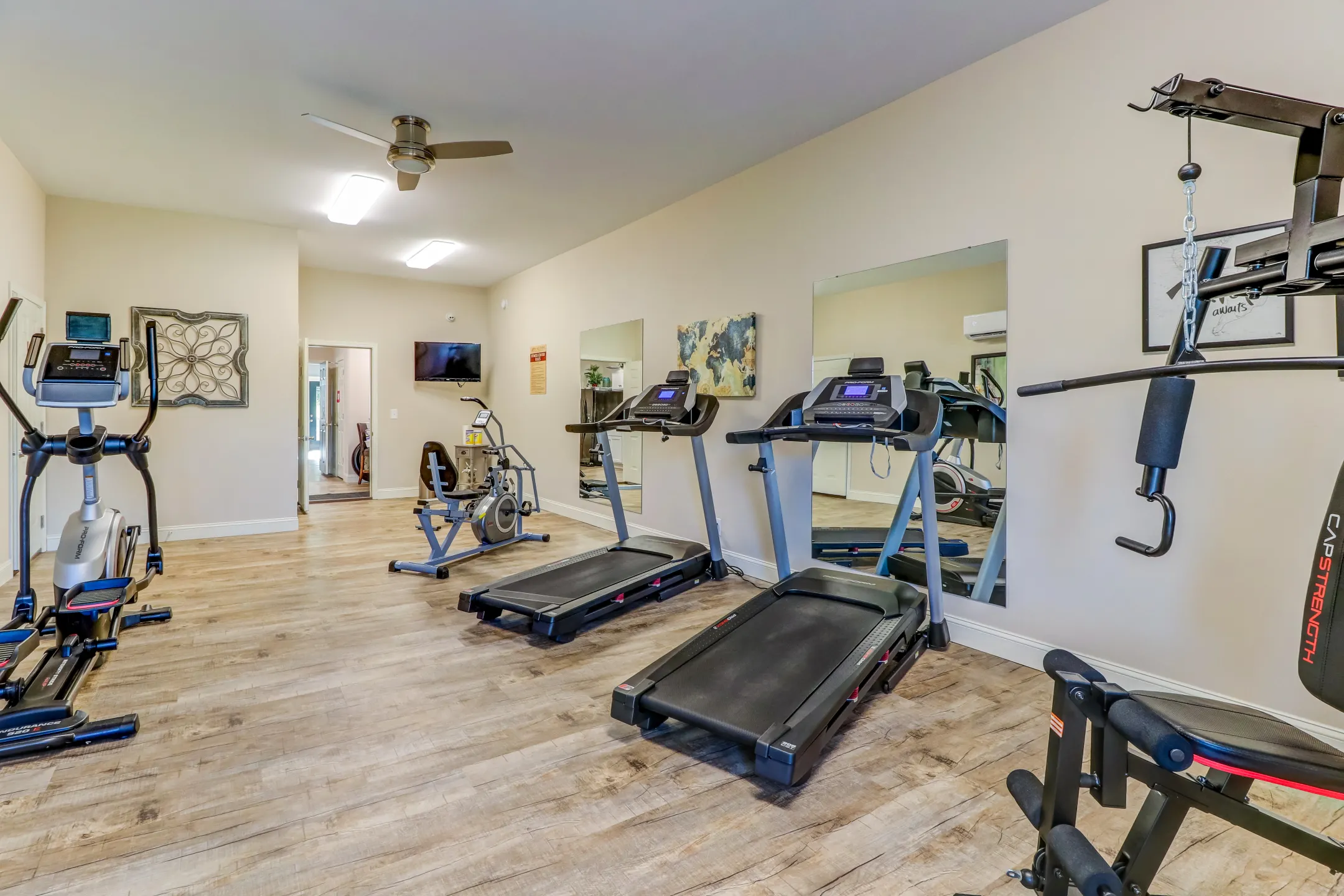 Fitness Weight Room - Aspen Meadow Apartments - Hopkinsville, KY