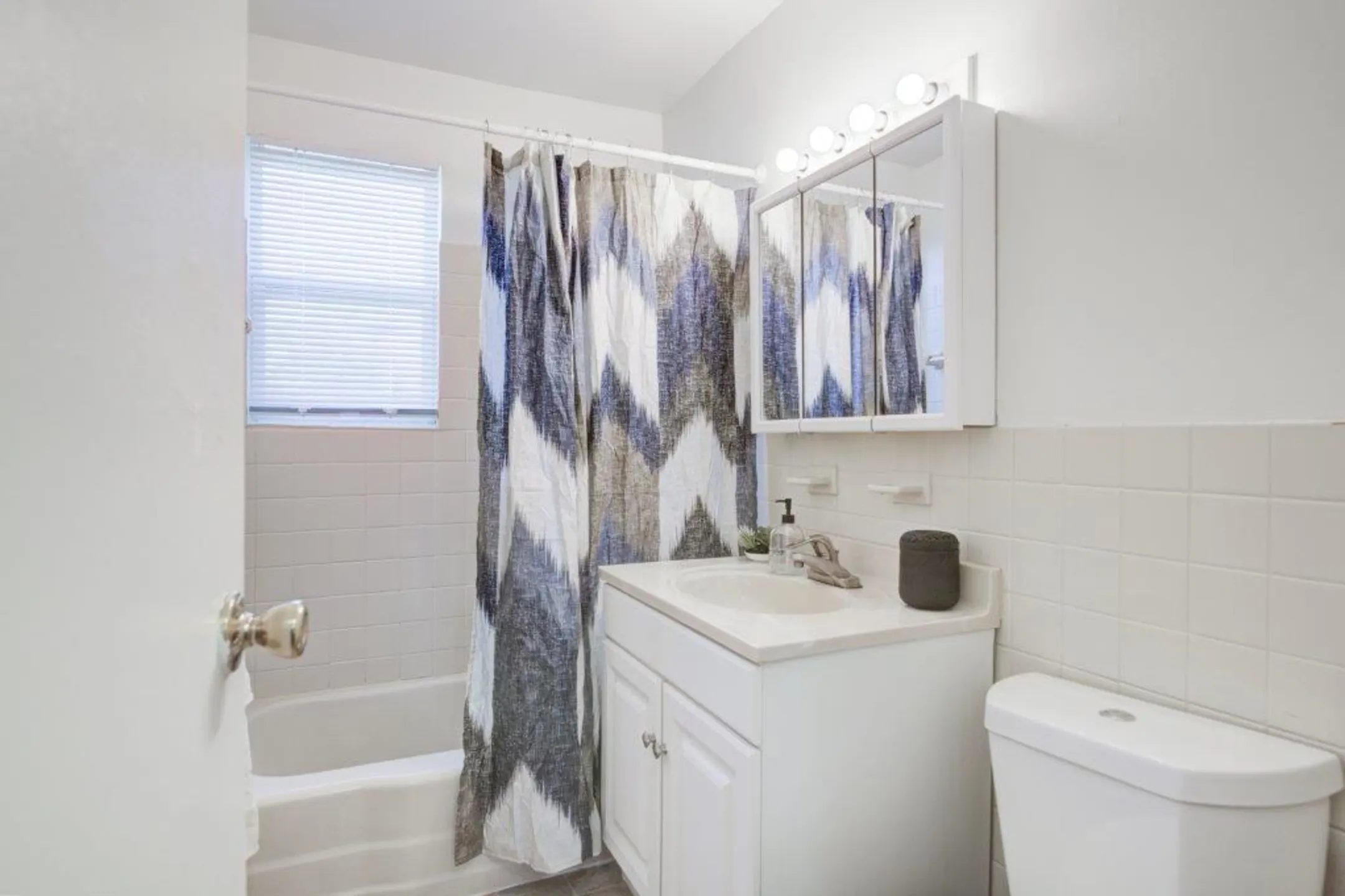 Lakeview Terrace - Eatontown, NJ