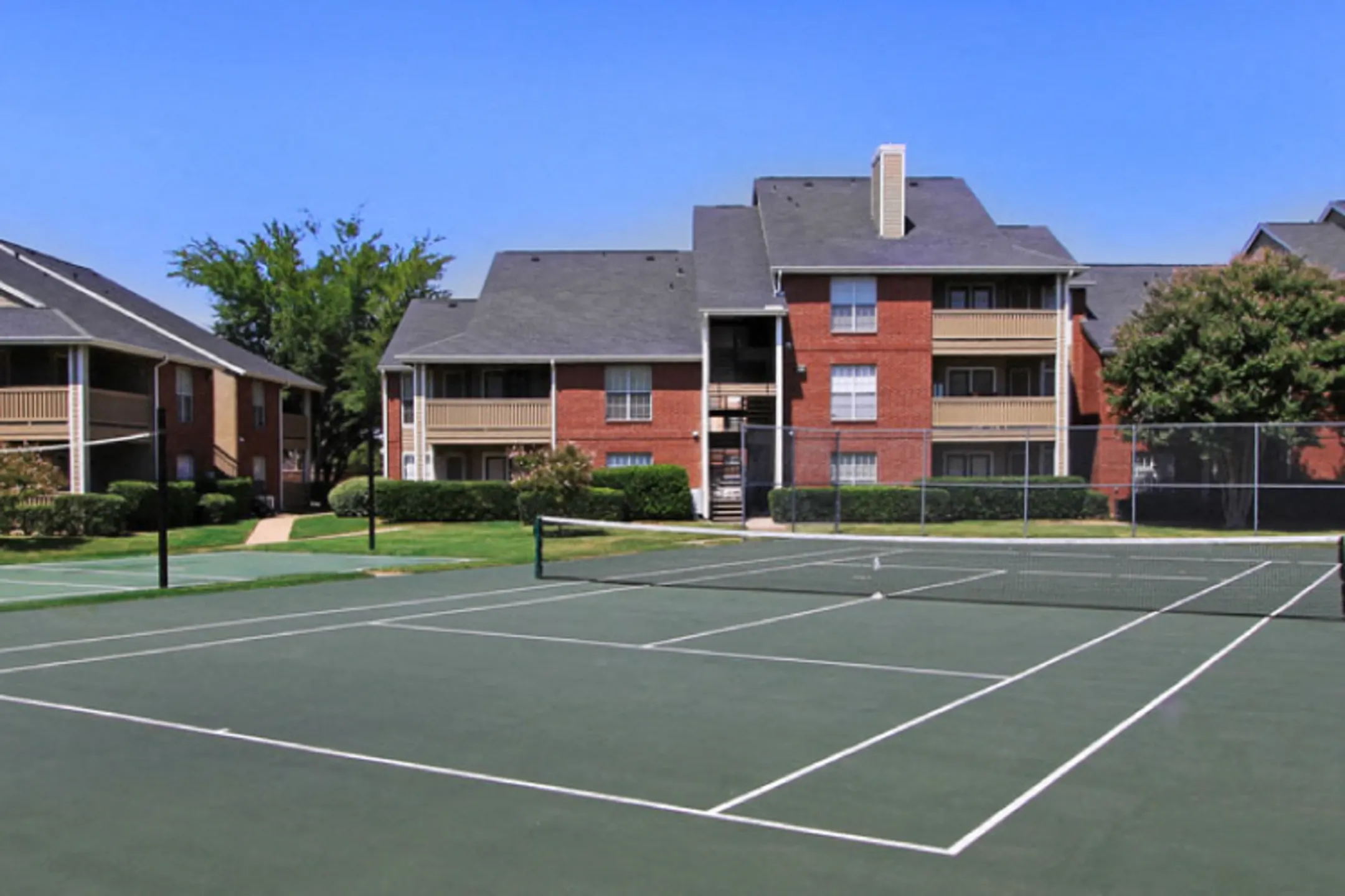 Preston Village Apartments Dallas, TX 75252