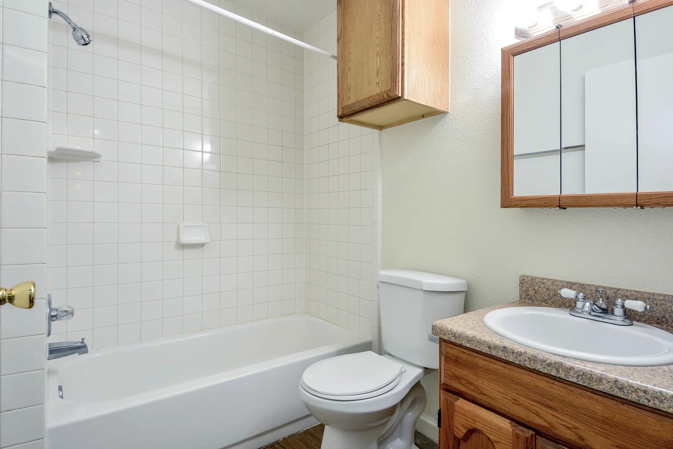 Jefferson Square Apts 230 W Jefferson St Brownsville, TX Apartments