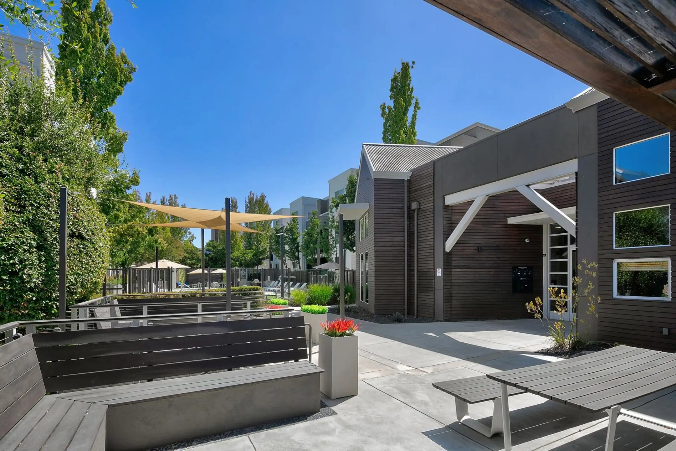 Almaden Lake Village Apartments San Jose, CA 95123