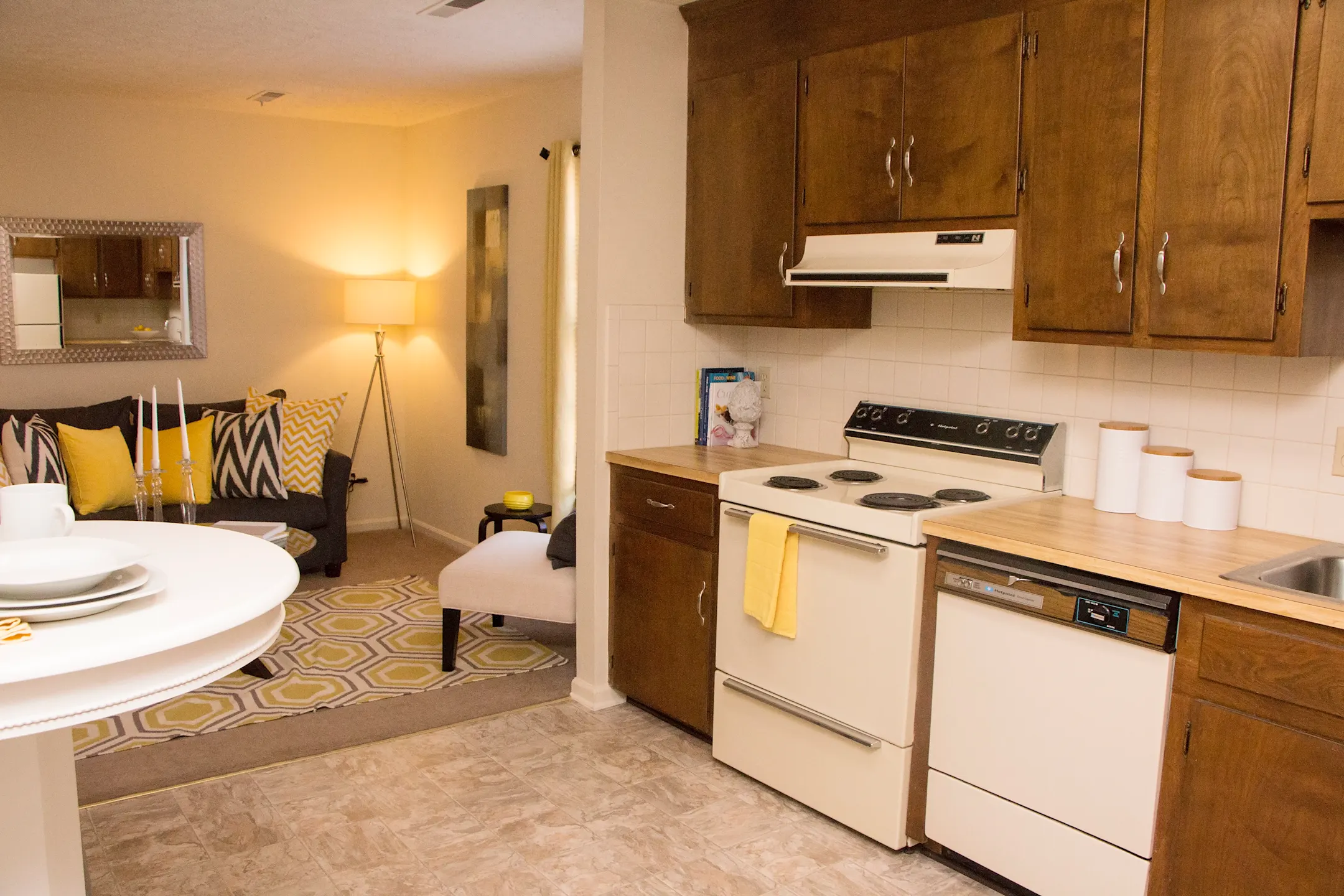 Beechwood Court Apartments 549 Beechwood Dr Lynchburg, VA