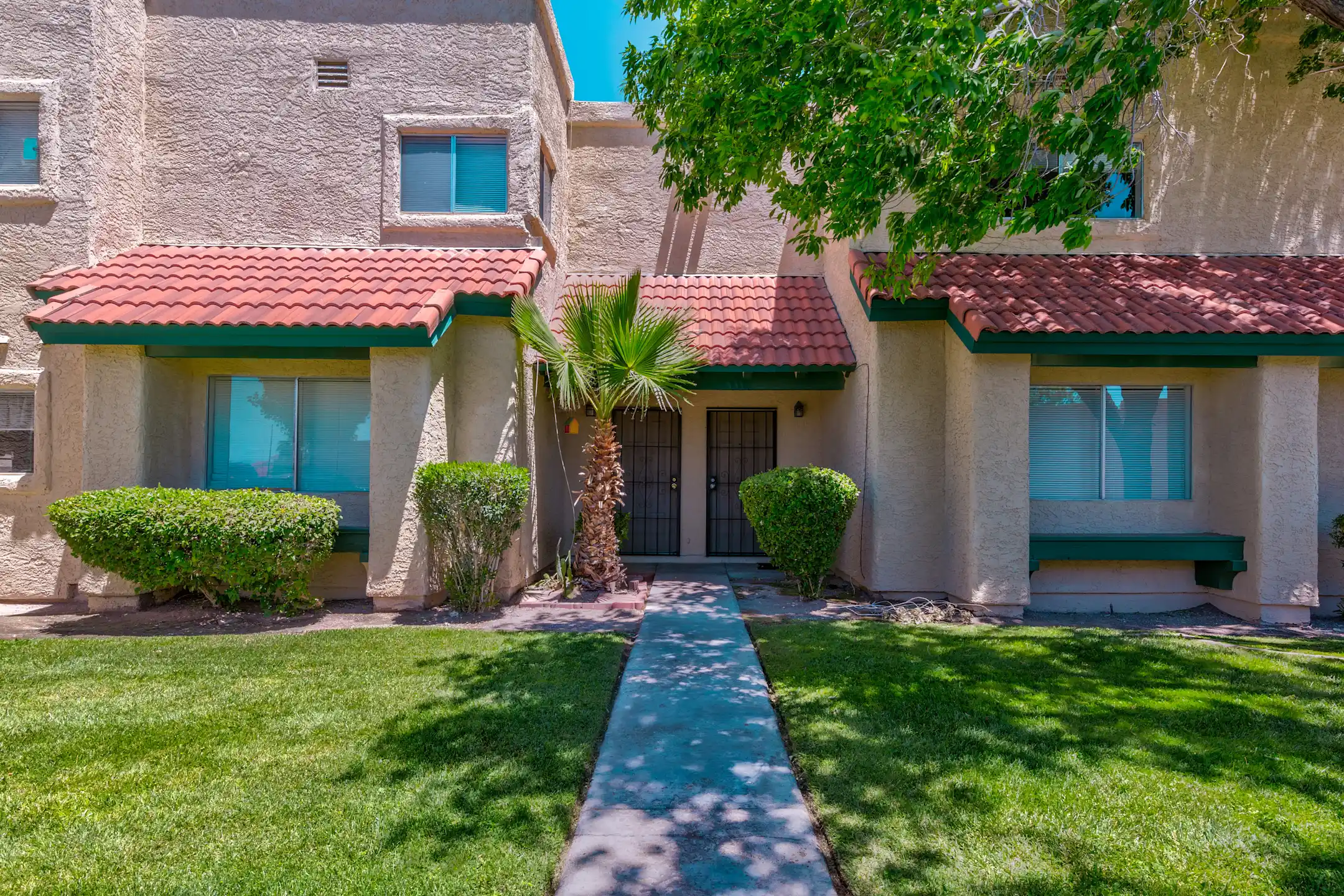 Heritage Pointe 532 College Dr Henderson, NV Apartments for Rent